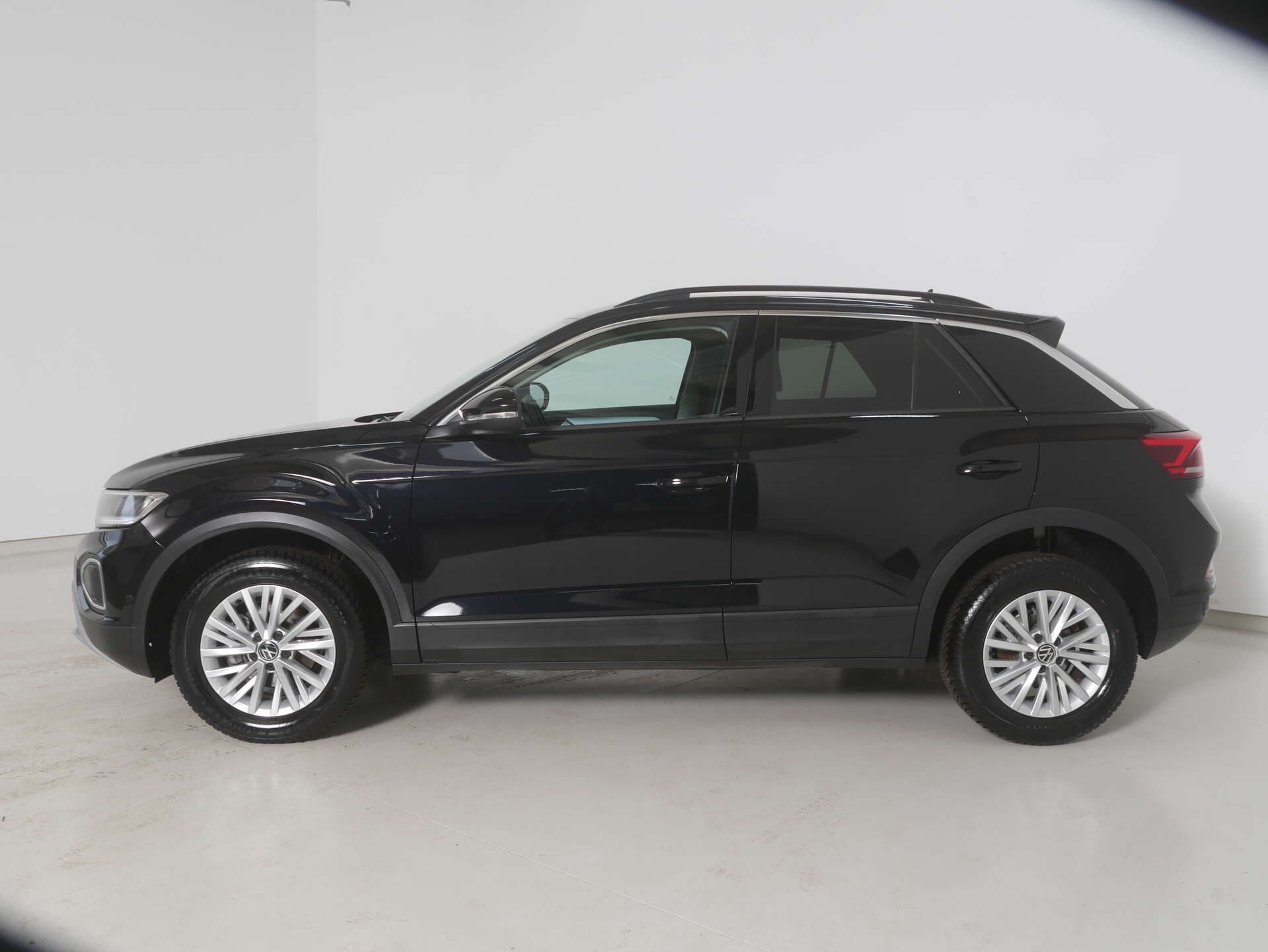 VOLKSWAGEN T-Roc, photo 5 sur 17