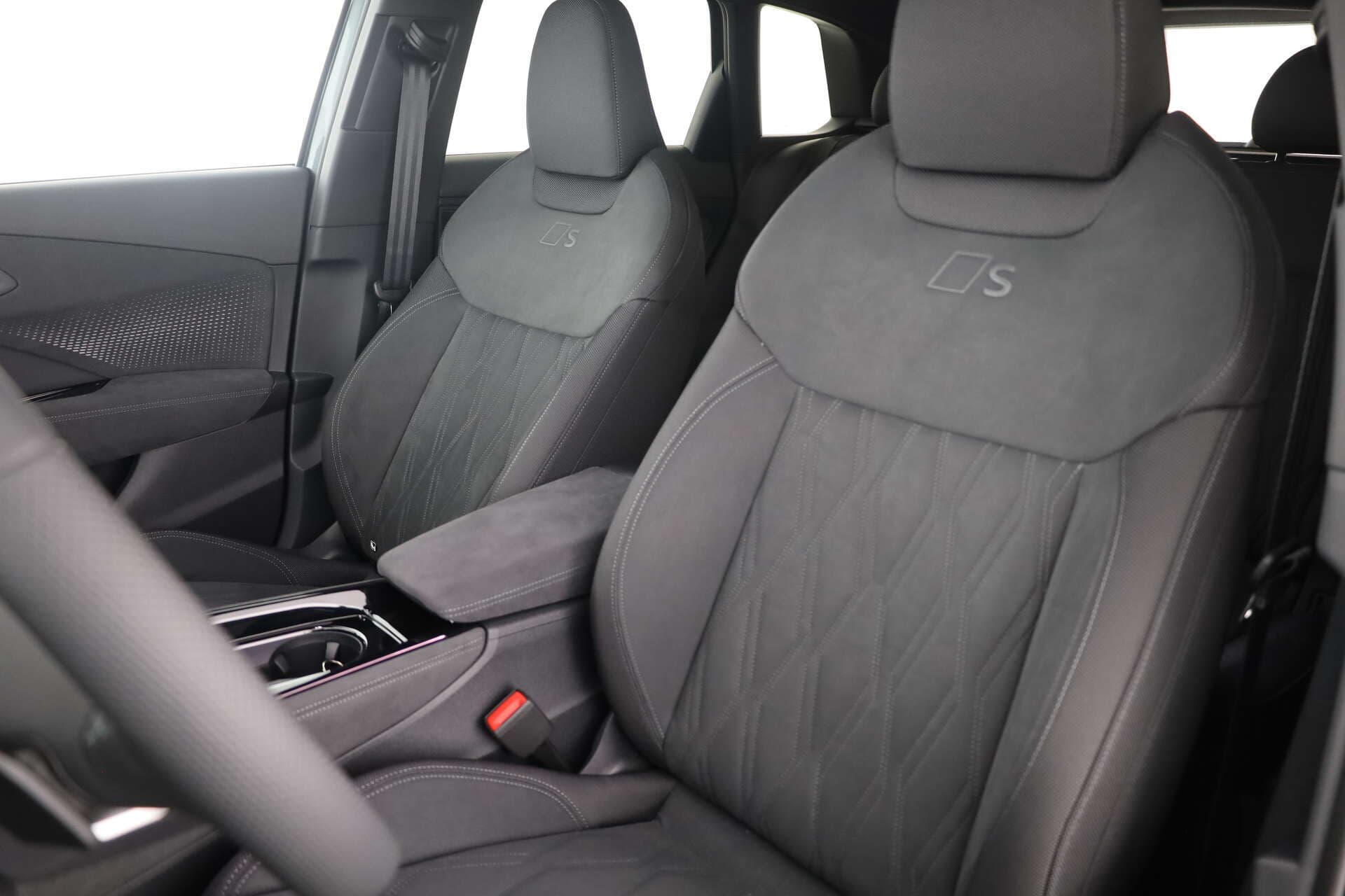 AUDI Q3, photo 9 sur 17