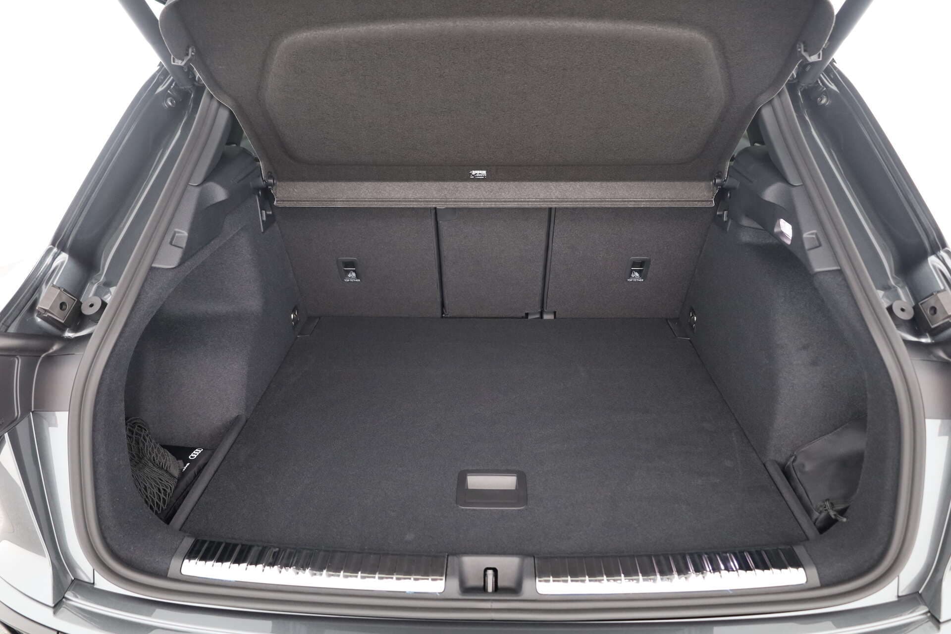 AUDI Q3, photo 11 sur 17