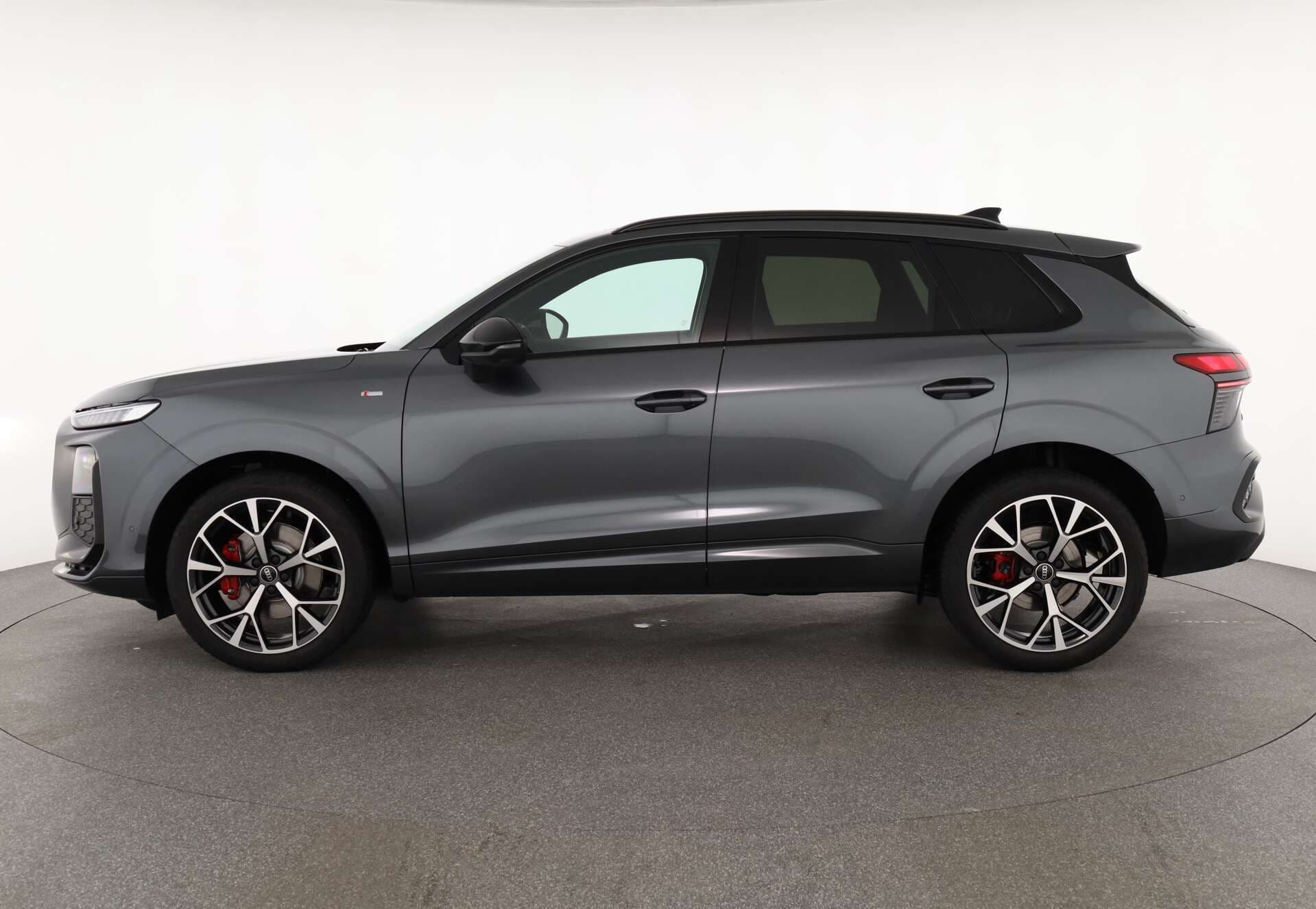 AUDI Q3, photo 4 sur 17