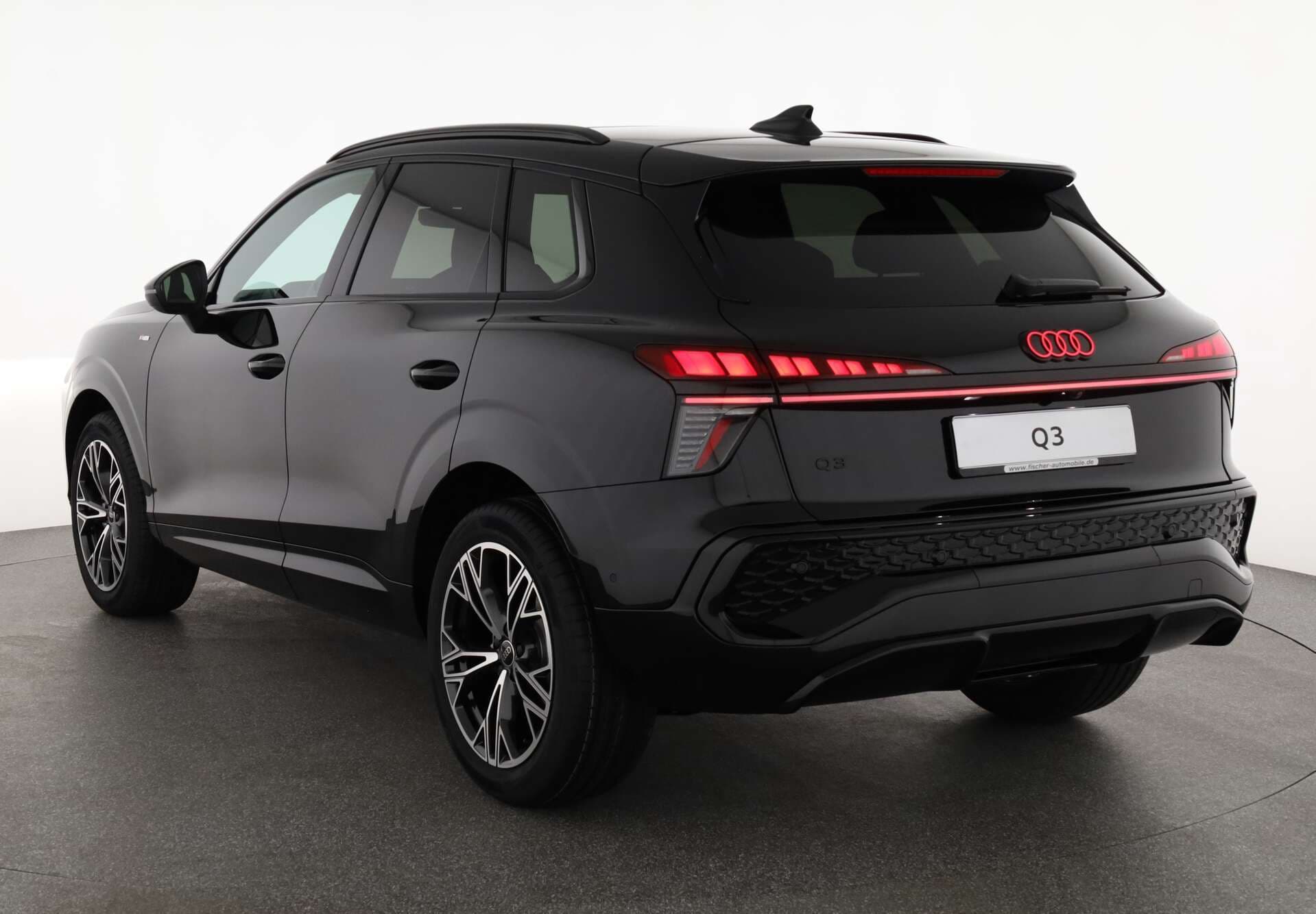 AUDI Q3, photo 3 sur 17