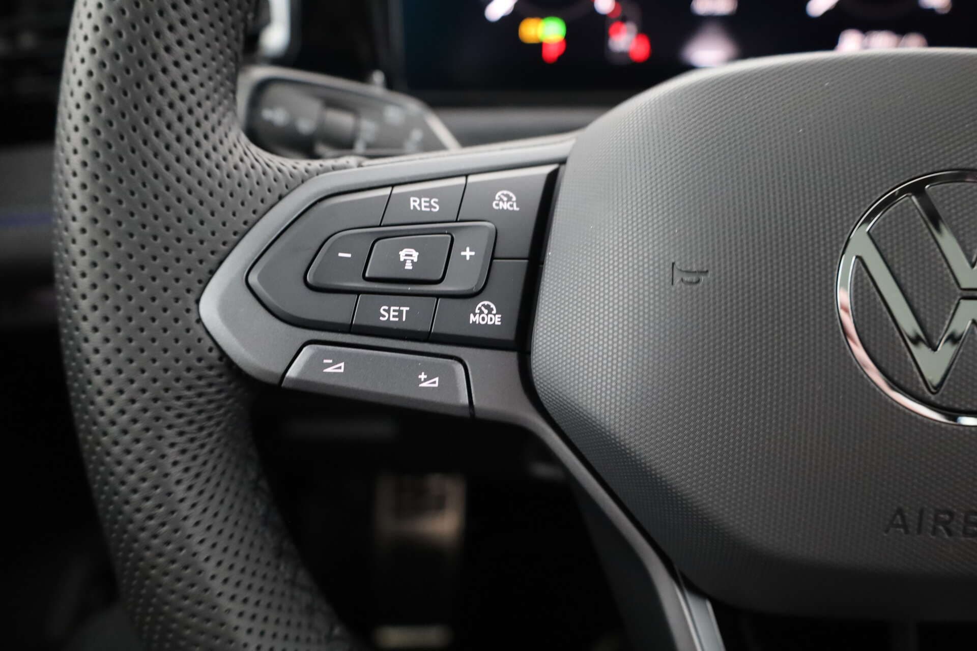 VOLKSWAGEN Tiguan, photo 13 sur 17