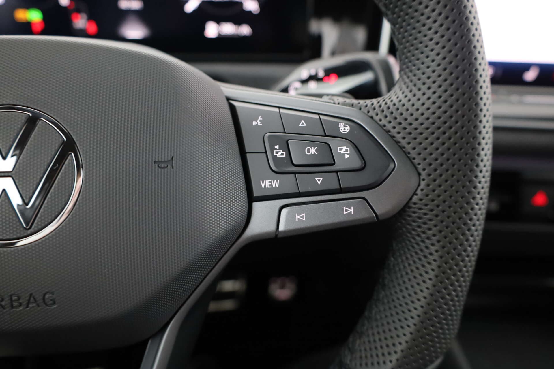 VOLKSWAGEN Tiguan, photo 14 sur 17