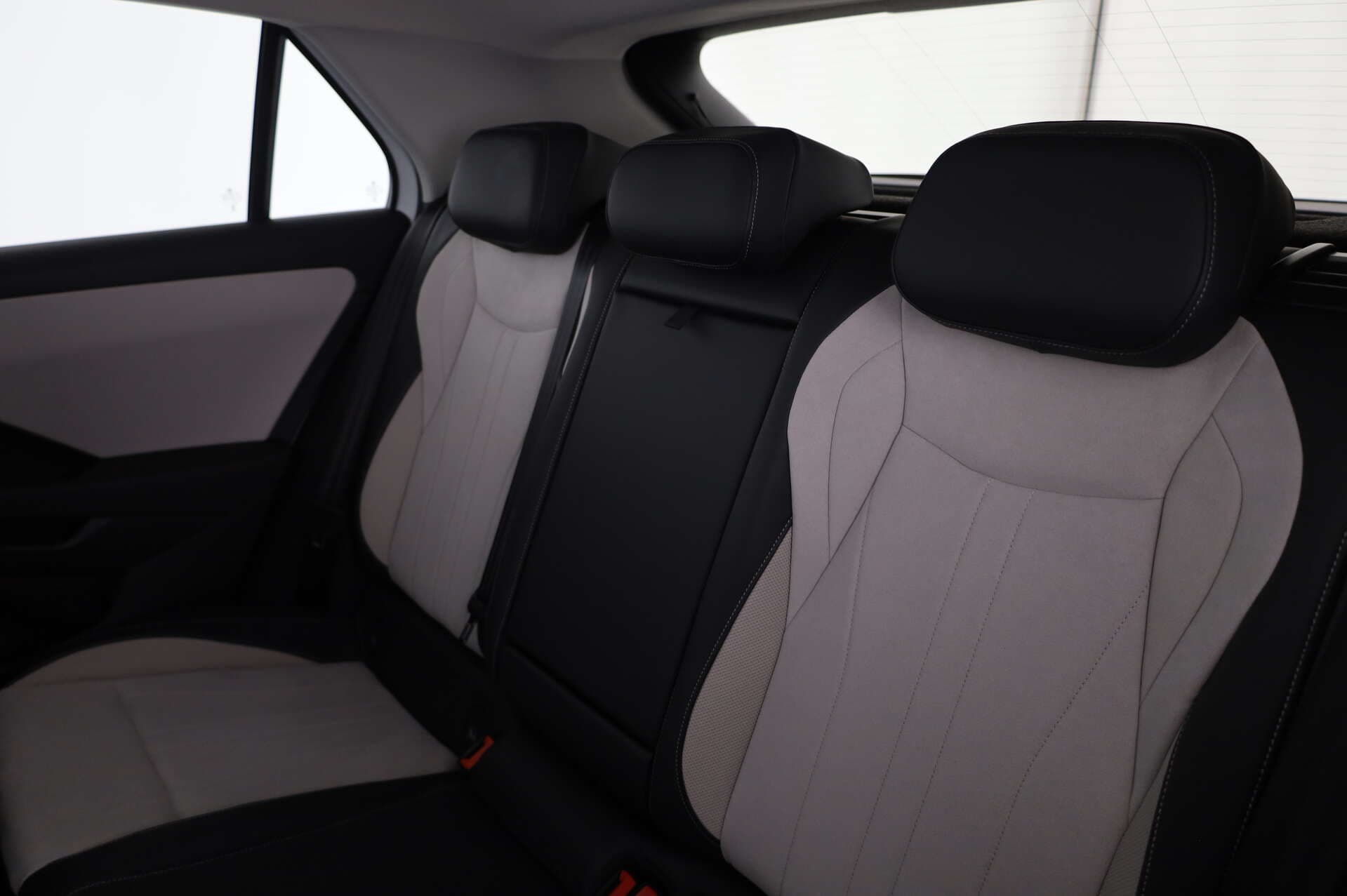 VOLKSWAGEN T-Roc, photo 9 sur 17
