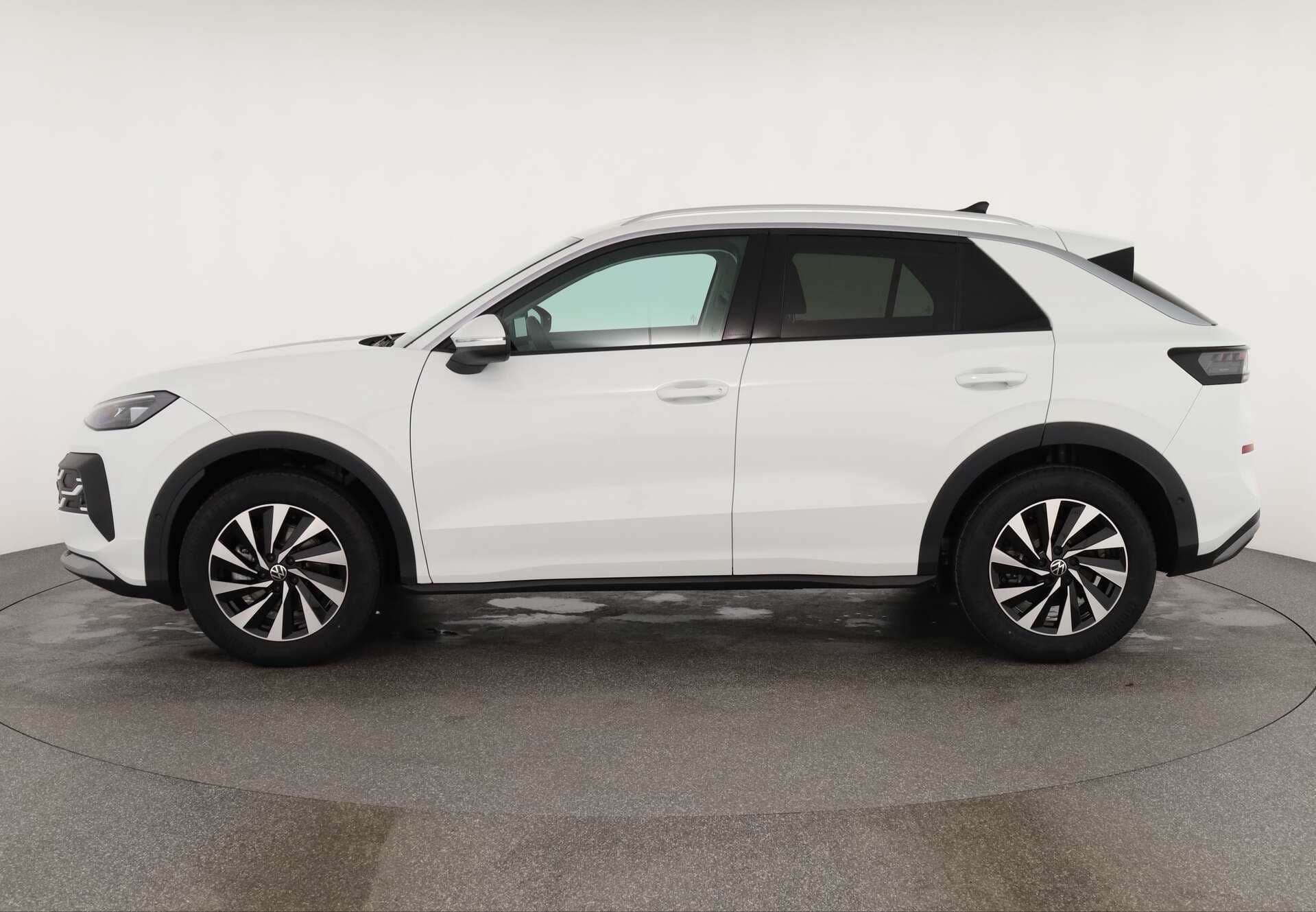VOLKSWAGEN T-Roc, photo 3 sur 17