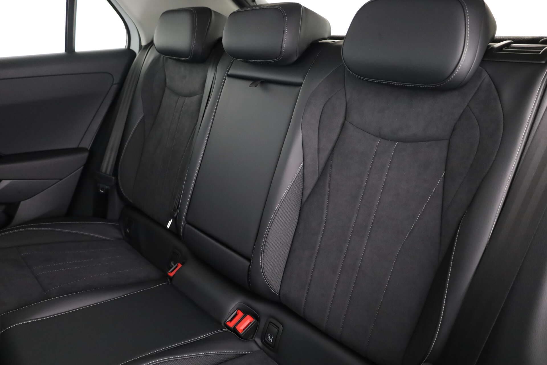 VOLKSWAGEN T-Roc, photo 9 sur 17