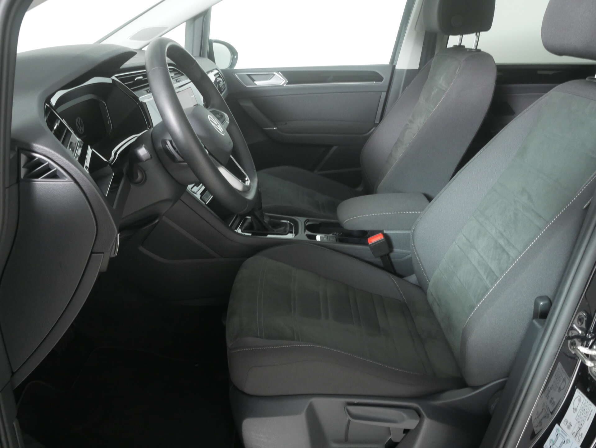 VOLKSWAGEN Touran, photo 9 sur 17