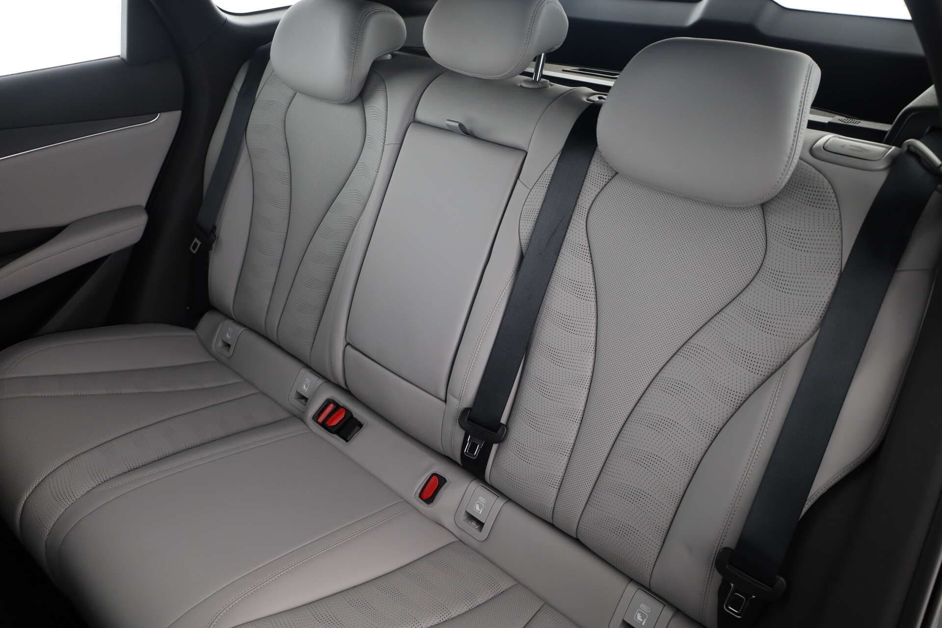 BYD SEAL 6 DM-i Touring, photo 11 sur 17