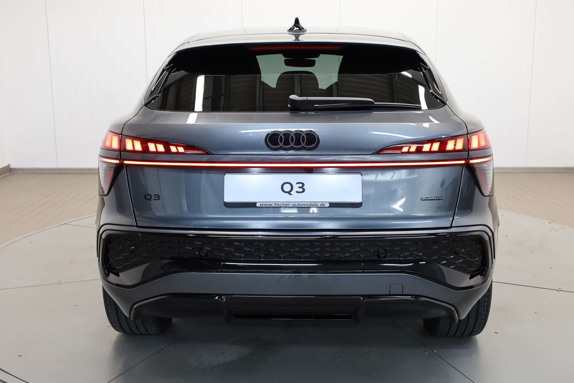 AUDI Q3 Sportback, photo 4 sur 17