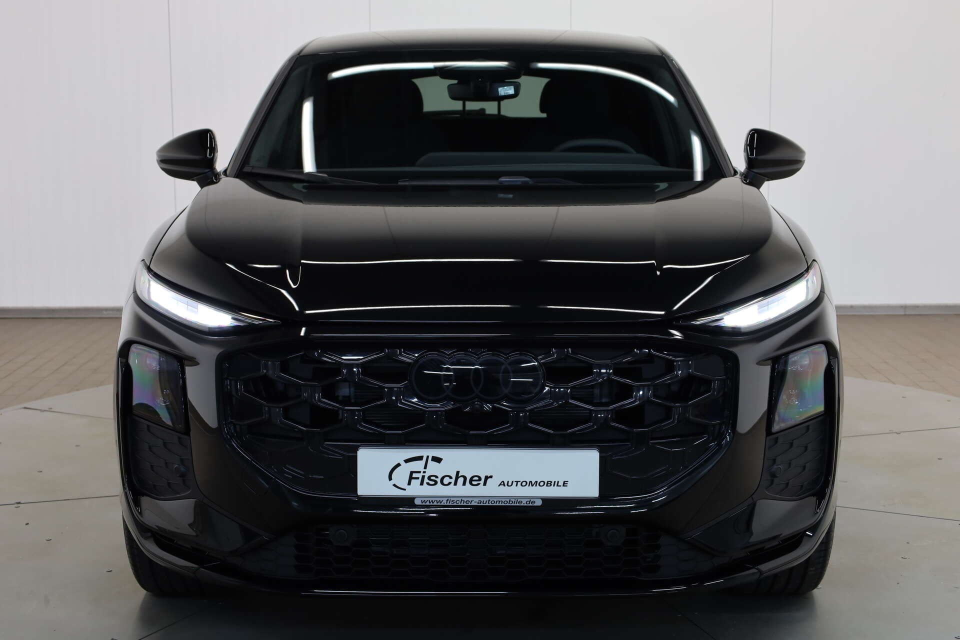 AUDI Q3 Sportback, photo 2 sur 17