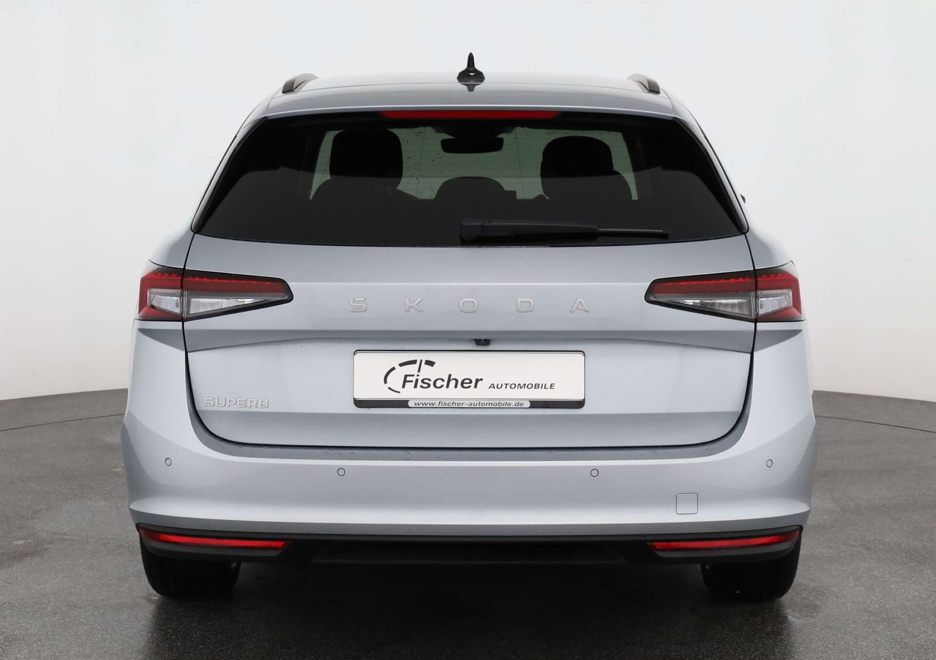 SKODA Superb Combi, photo 5 sur 17