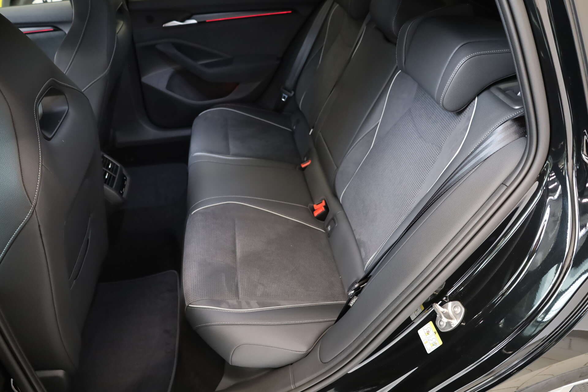 SKODA Superb Combi, photo 14 sur 17