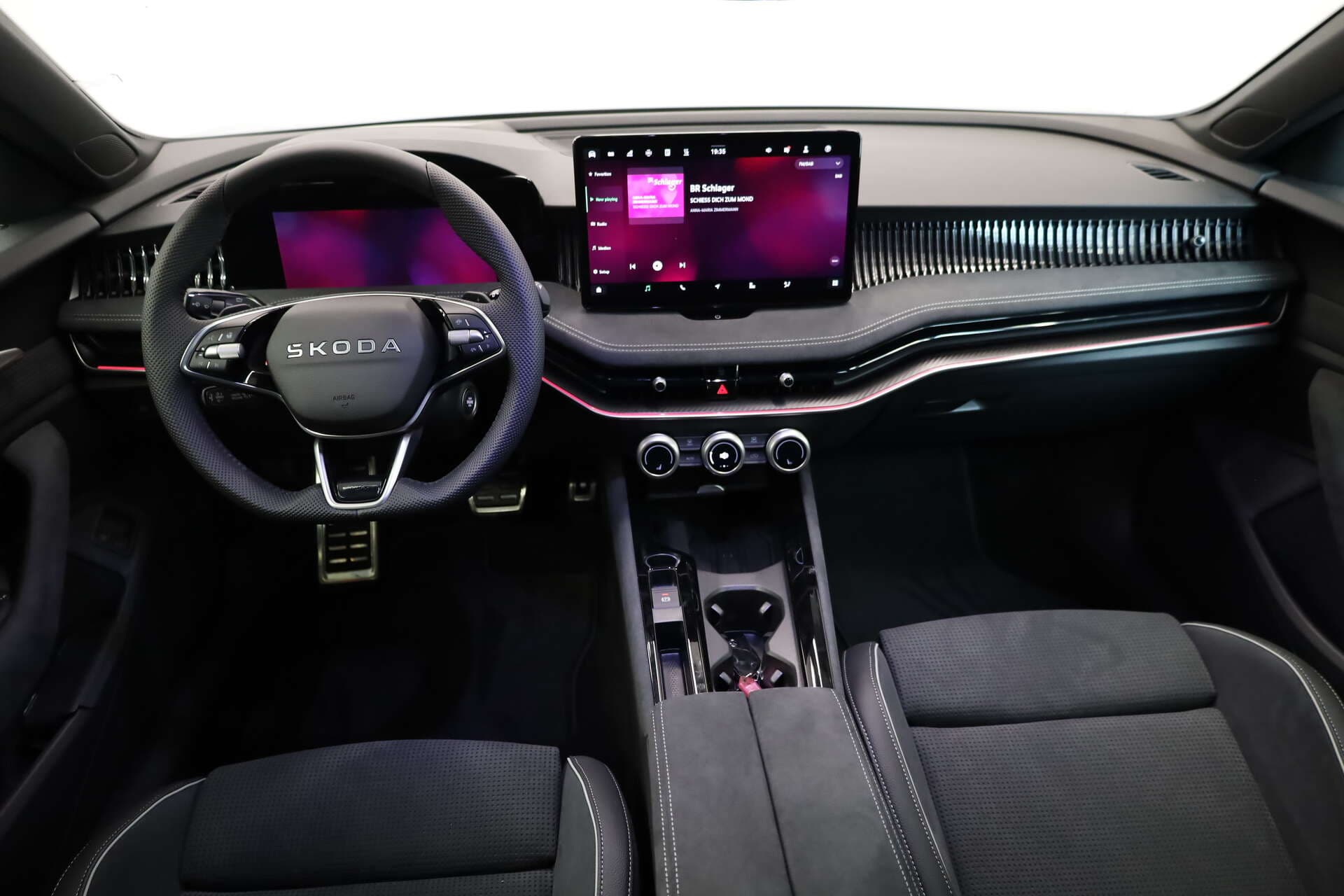 SKODA Superb Combi, photo 6 sur 17