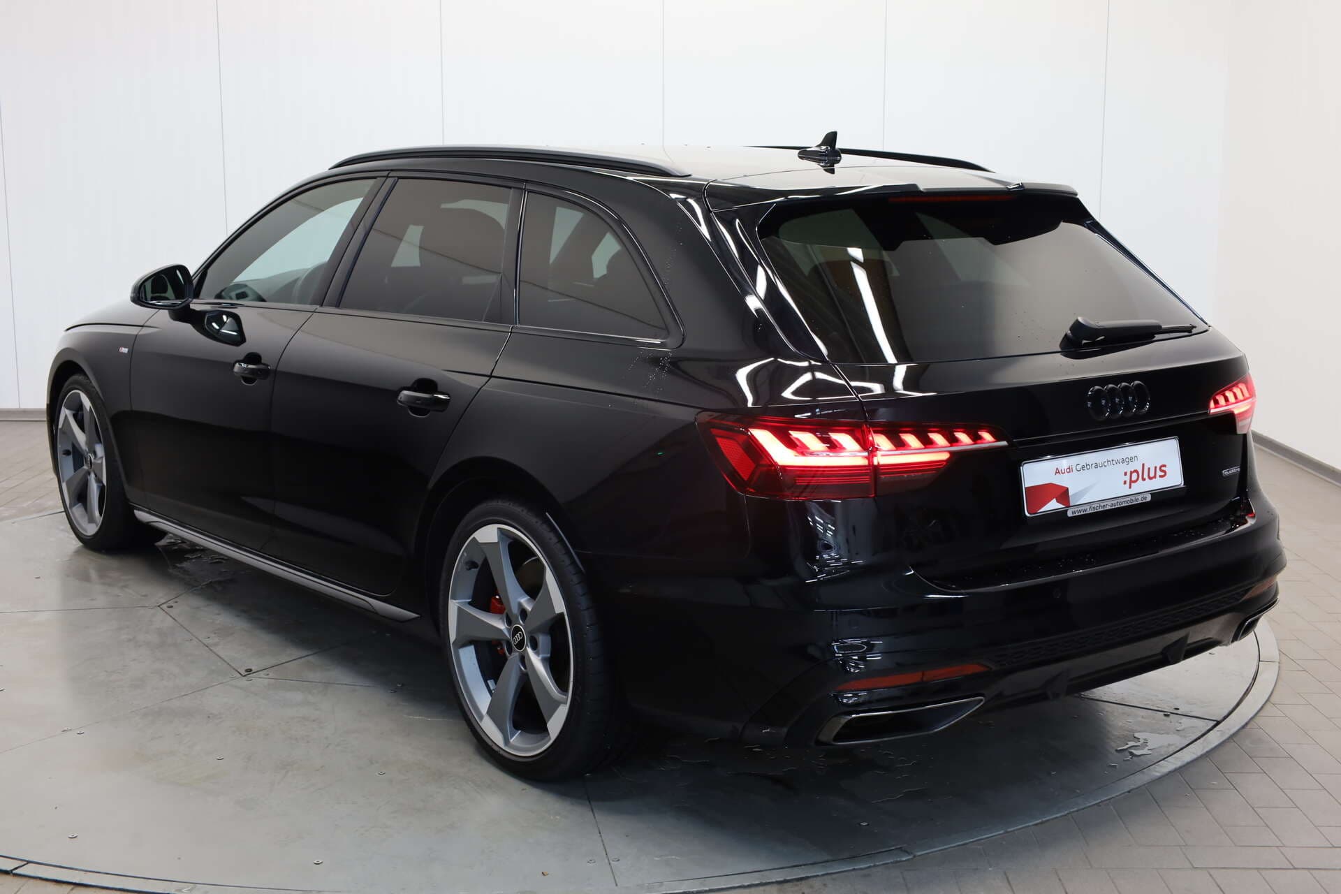 AUDI A4 Avant, photo 3 sur 17