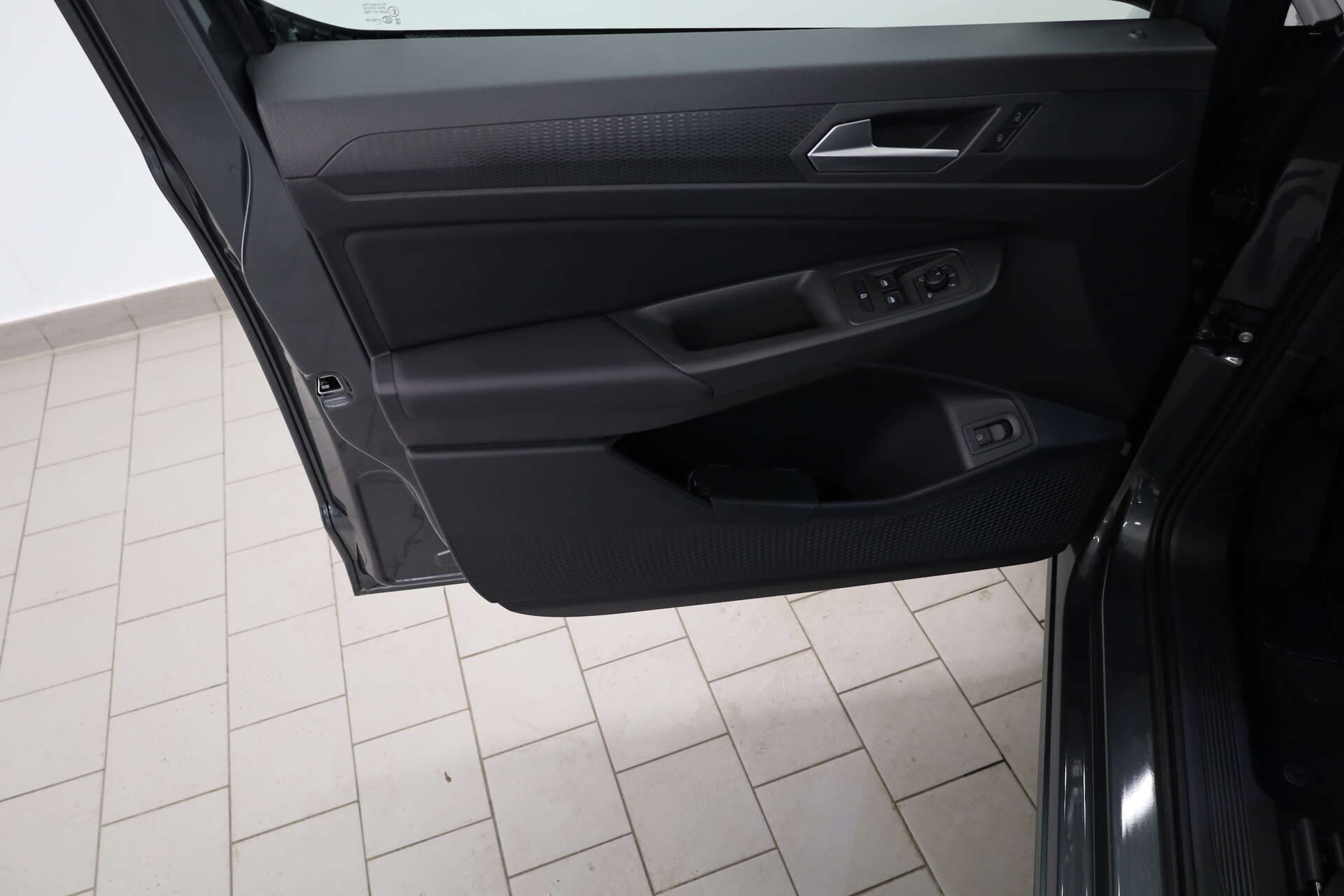 VOLKSWAGEN NUTZFAHRZEUGE Caddy, photo 12 sur 15