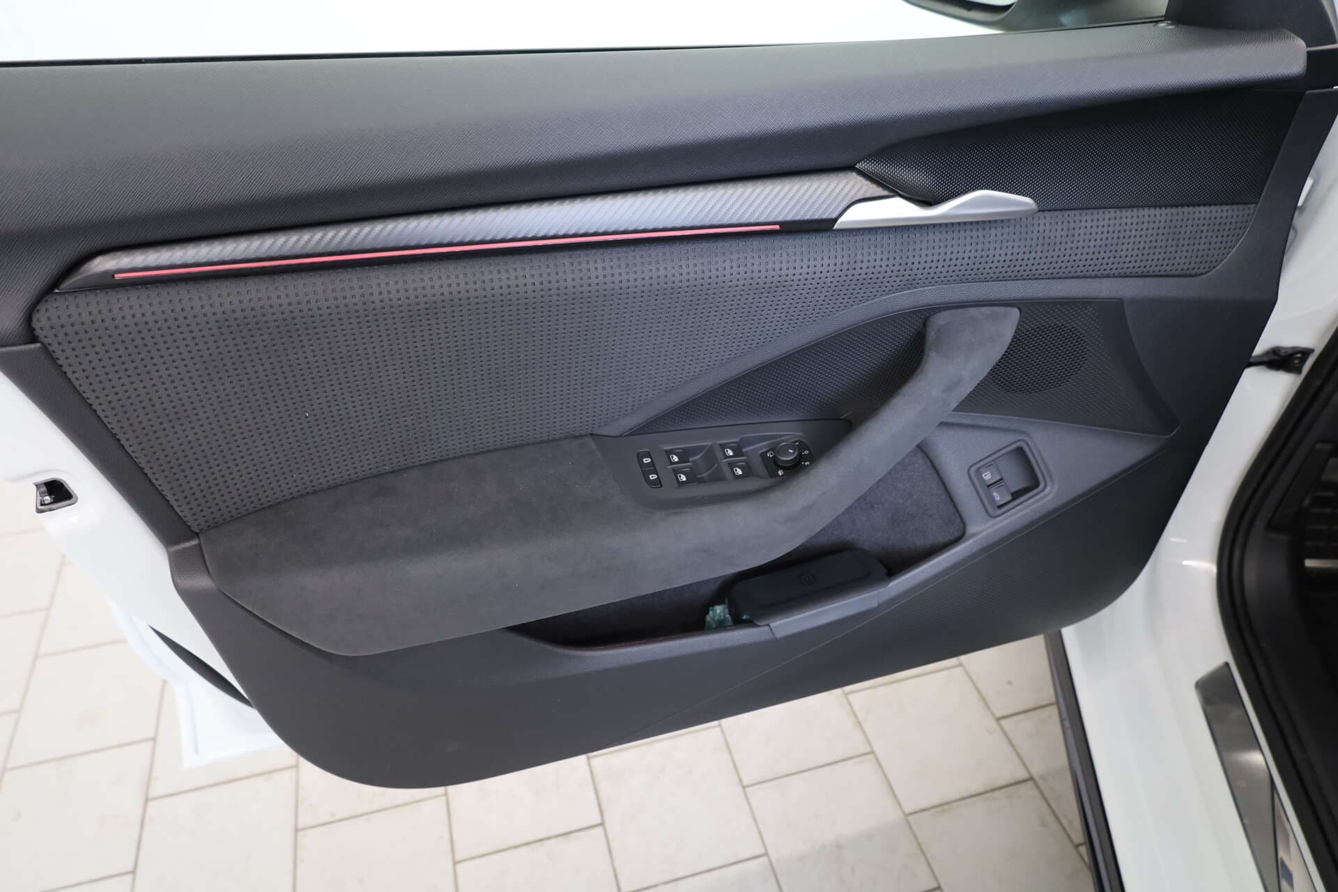 SKODA Superb Combi, photo 13 sur 13