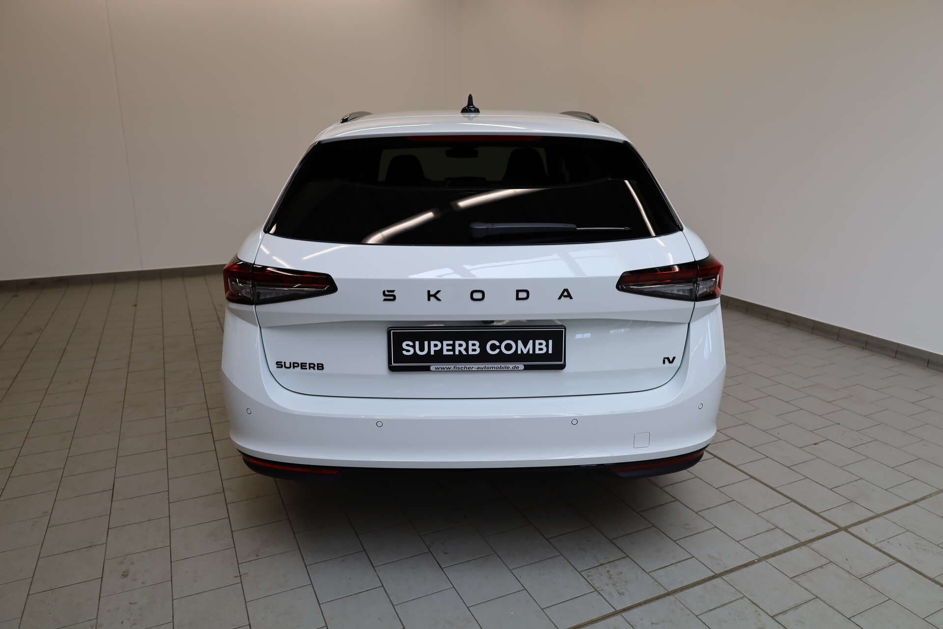 SKODA Superb Combi, photo 4 sur 13