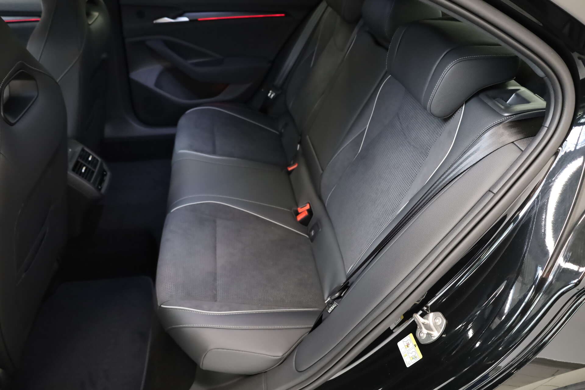 SKODA Superb, photo 14 sur 17