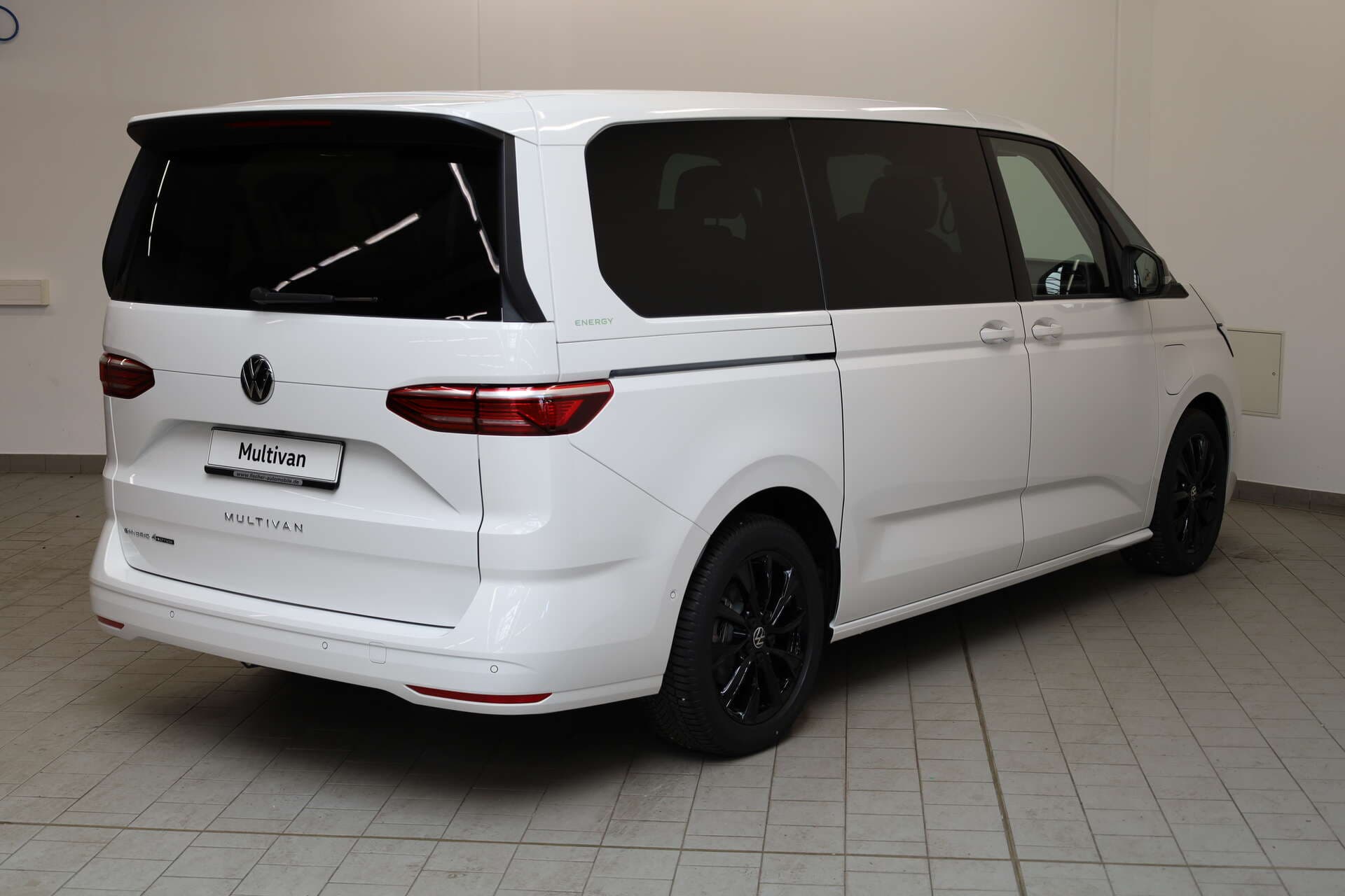 VOLKSWAGEN NUTZFAHRZEUGE T7 Multivan LÜ, photo 2 sur 16
