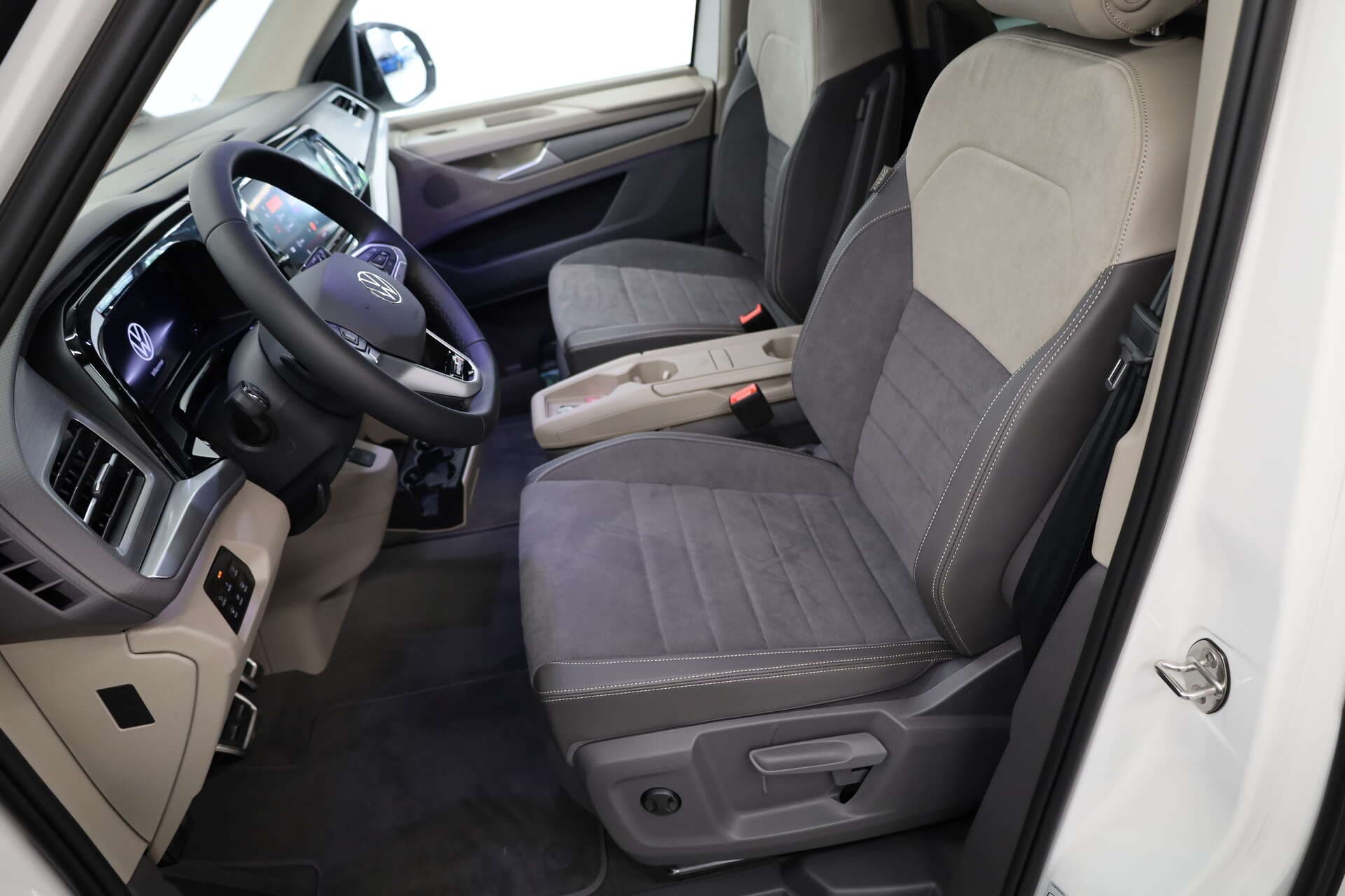 VOLKSWAGEN NUTZFAHRZEUGE T7 Multivan LÜ, photo 4 sur 16