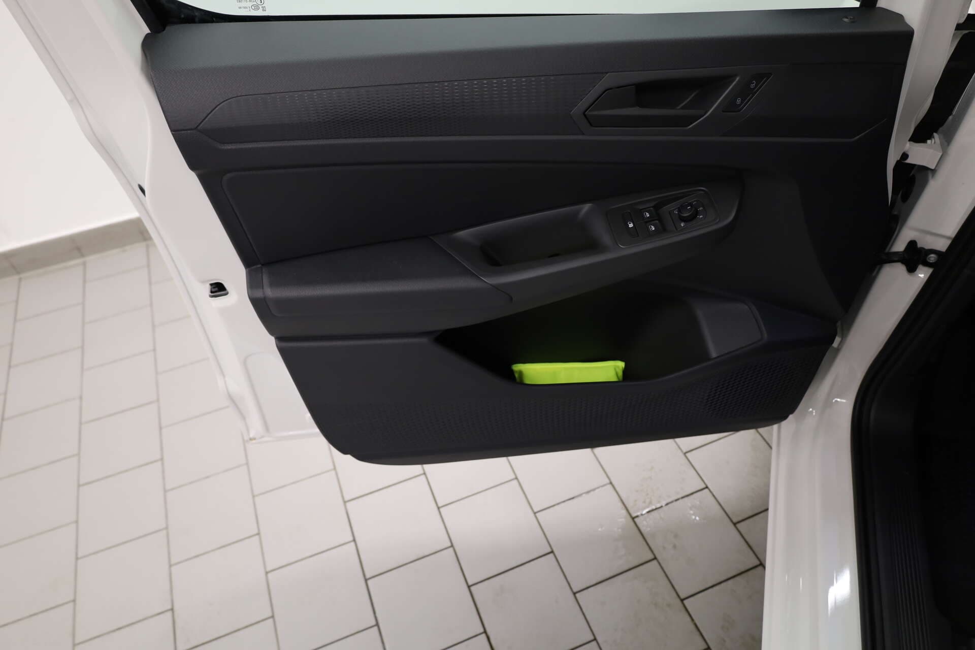VOLKSWAGEN NUTZFAHRZEUGE Caddy Cargo, photo 12 sur 15