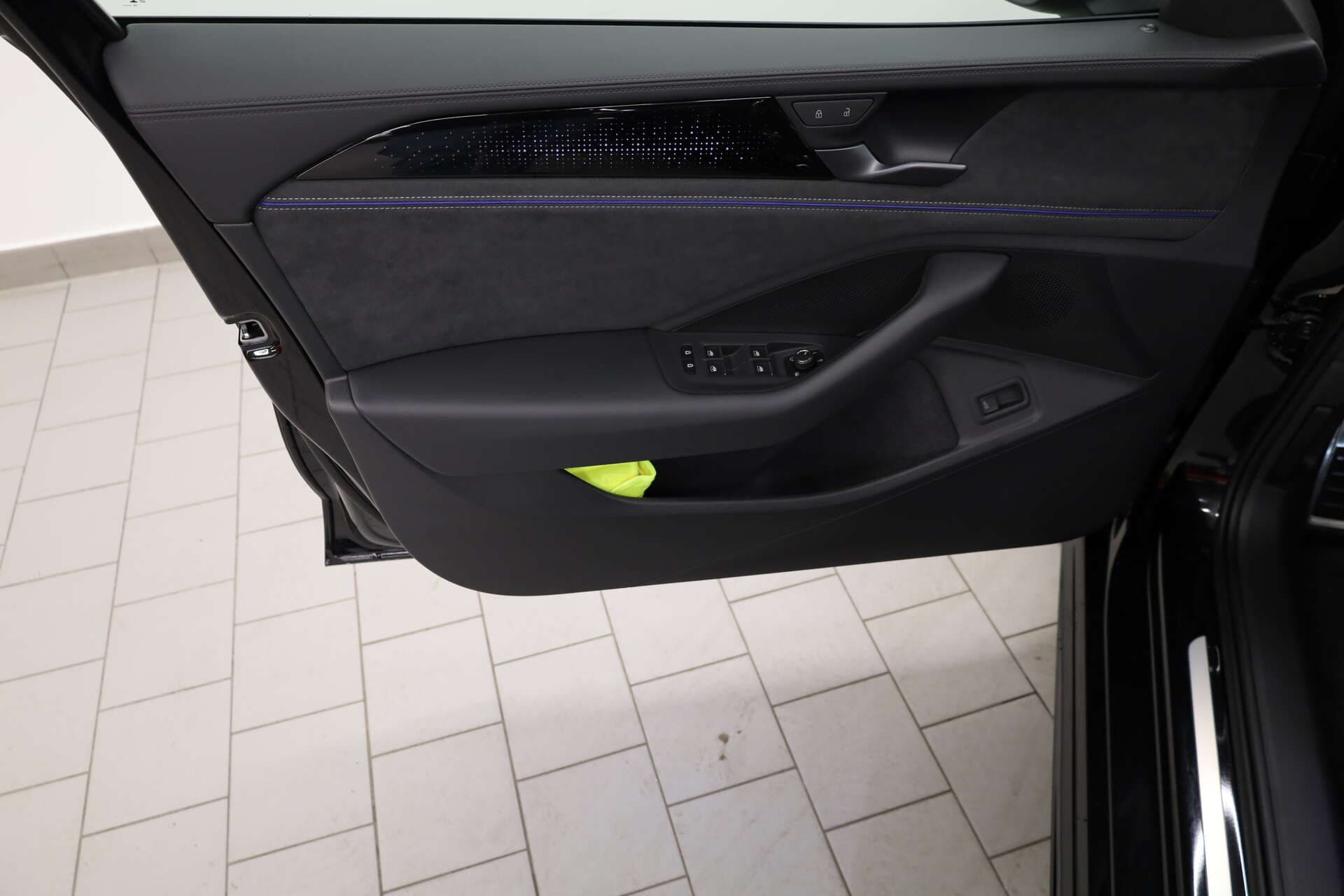 VOLKSWAGEN Passat, photo 12 sur 17