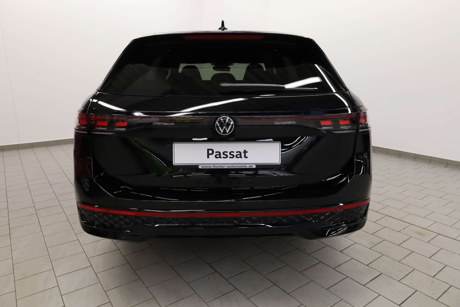 VOLKSWAGEN Passat, photo 3 sur 17