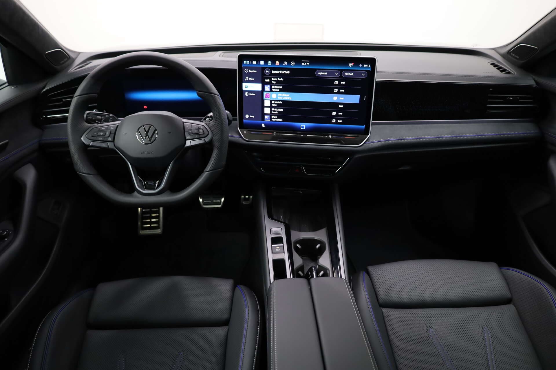 VOLKSWAGEN Passat, photo 5 sur 17