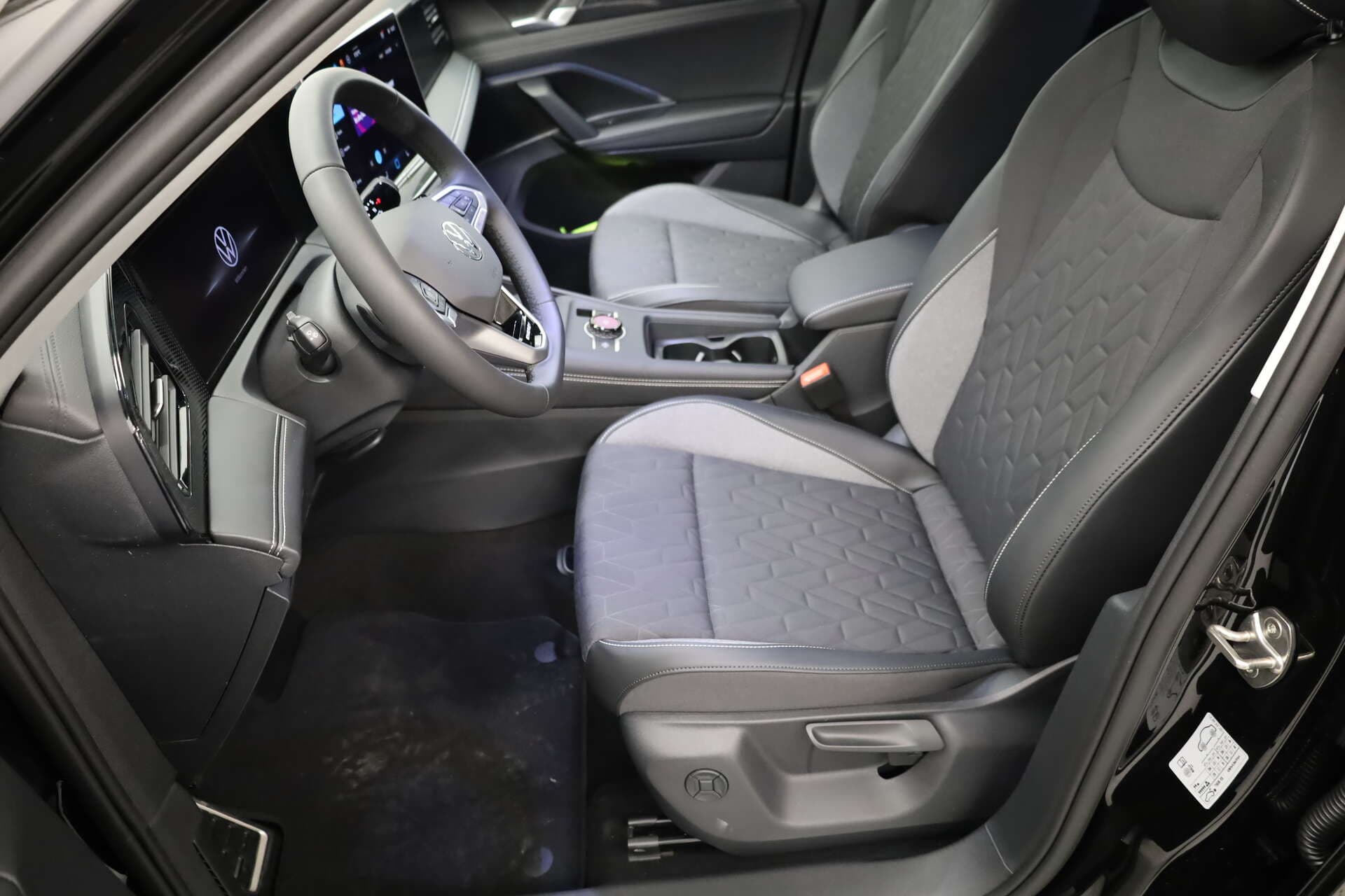 VOLKSWAGEN Tiguan, photo 4 sur 17