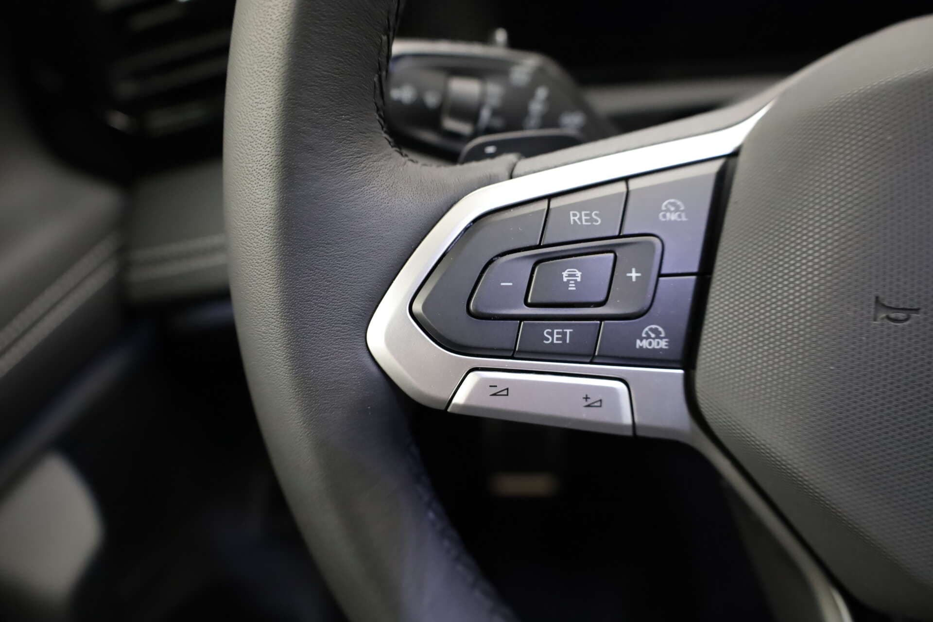 VOLKSWAGEN Tiguan, photo 8 sur 17