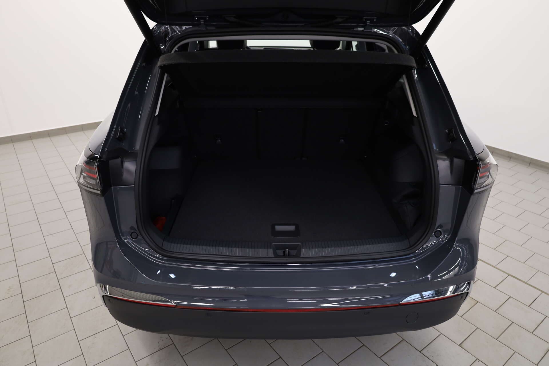 VOLKSWAGEN Tiguan, photo 14 sur 17