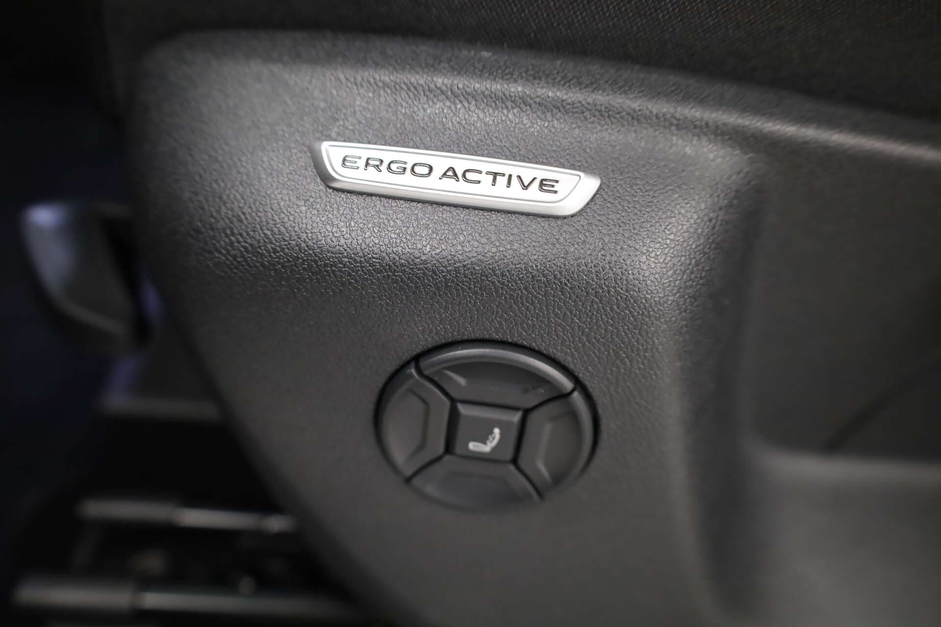 VOLKSWAGEN Tiguan, photo 17 sur 17
