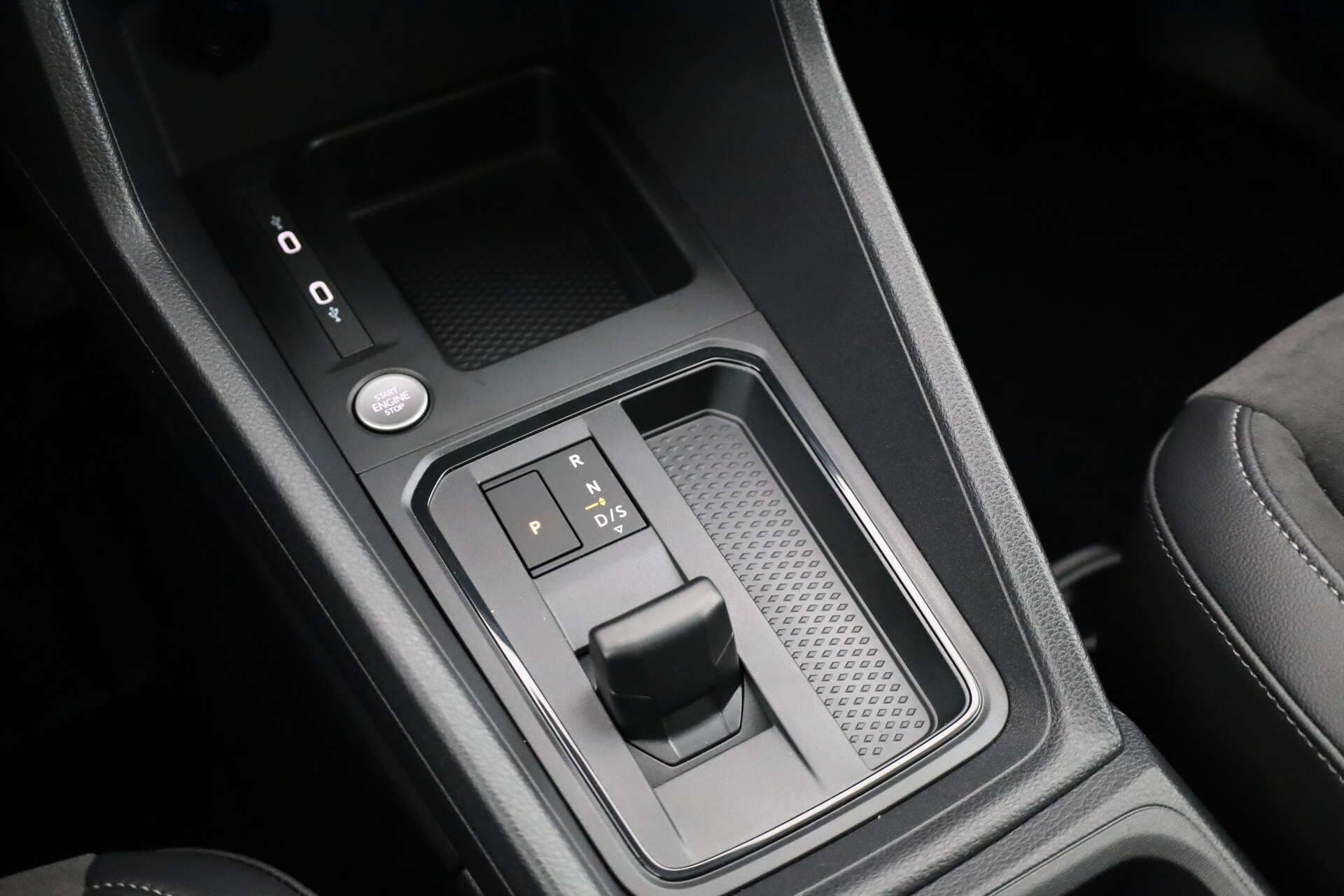 VOLKSWAGEN NUTZFAHRZEUGE Caddy Life, photo 15 sur 17