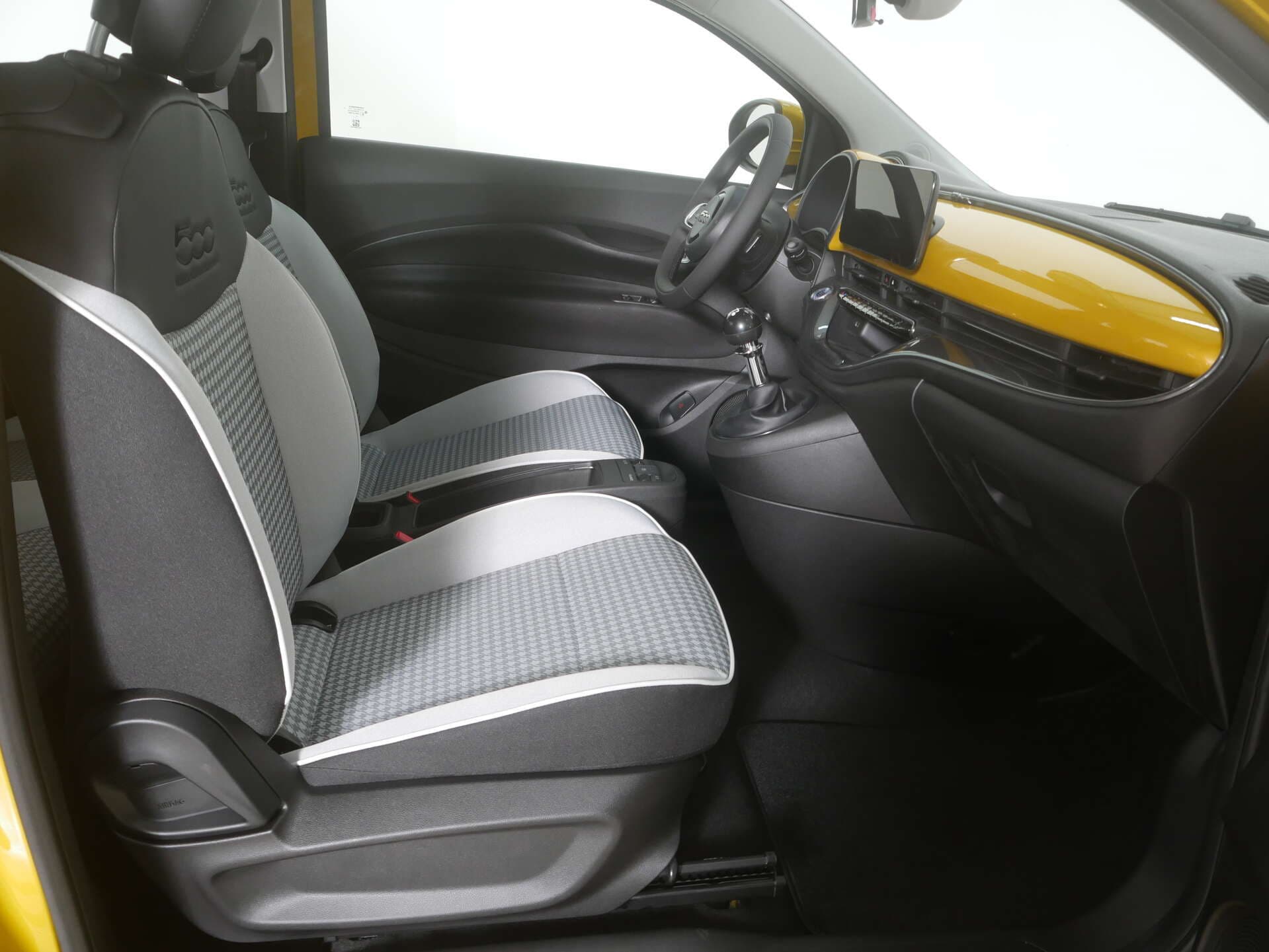 FIAT 500 Hybrid, photo 12 sur 17