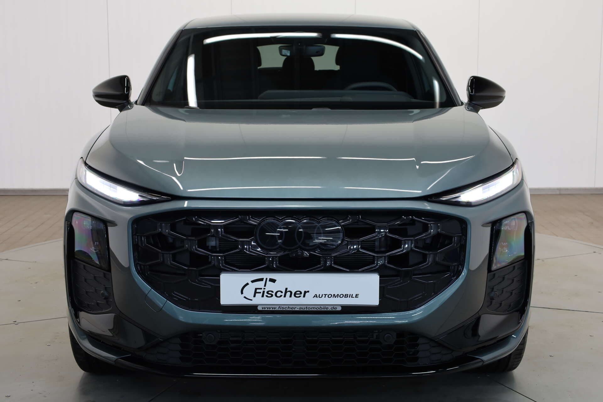 AUDI Q3 Sportback, photo 2 sur 17