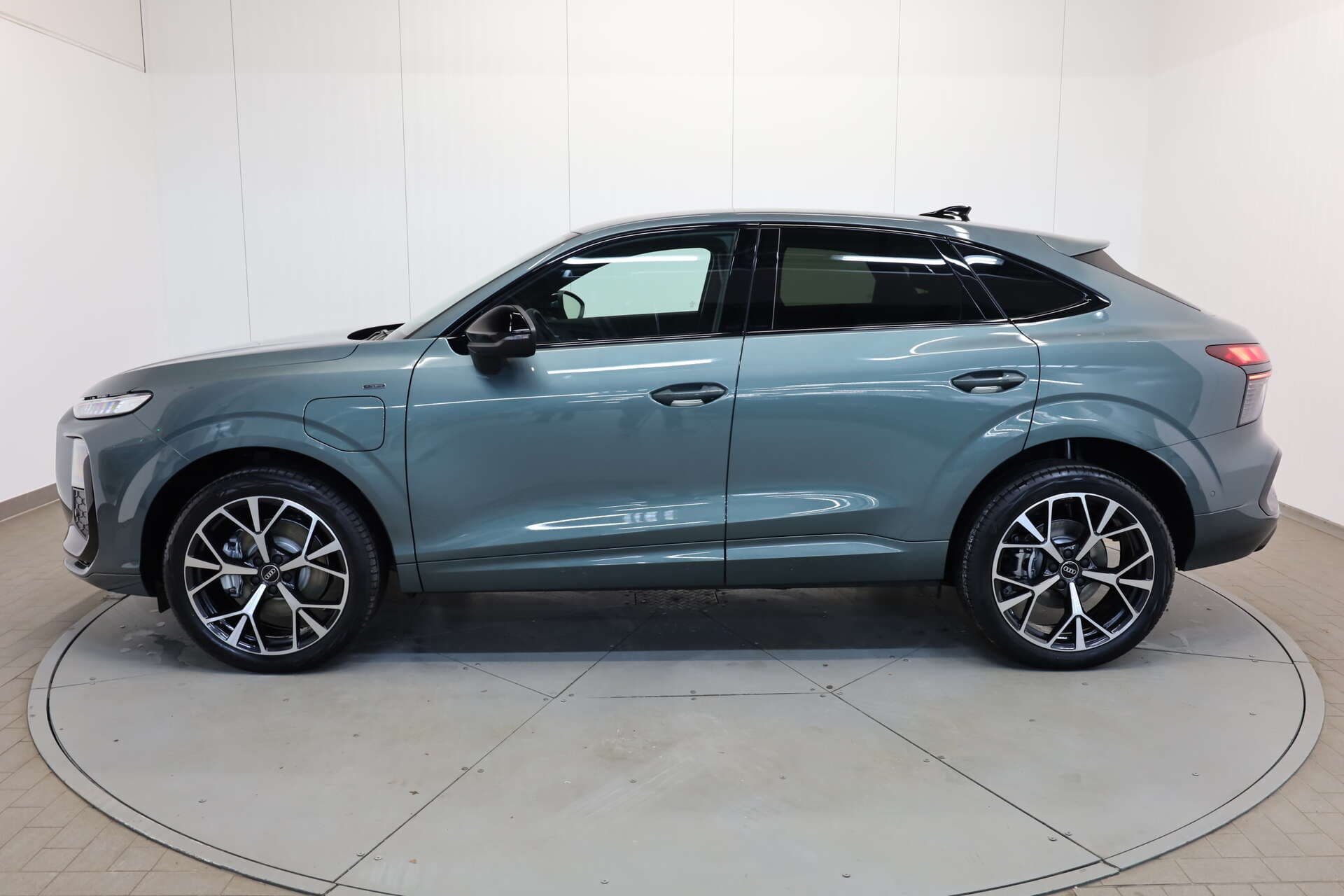 AUDI Q3 Sportback, photo 4 sur 17