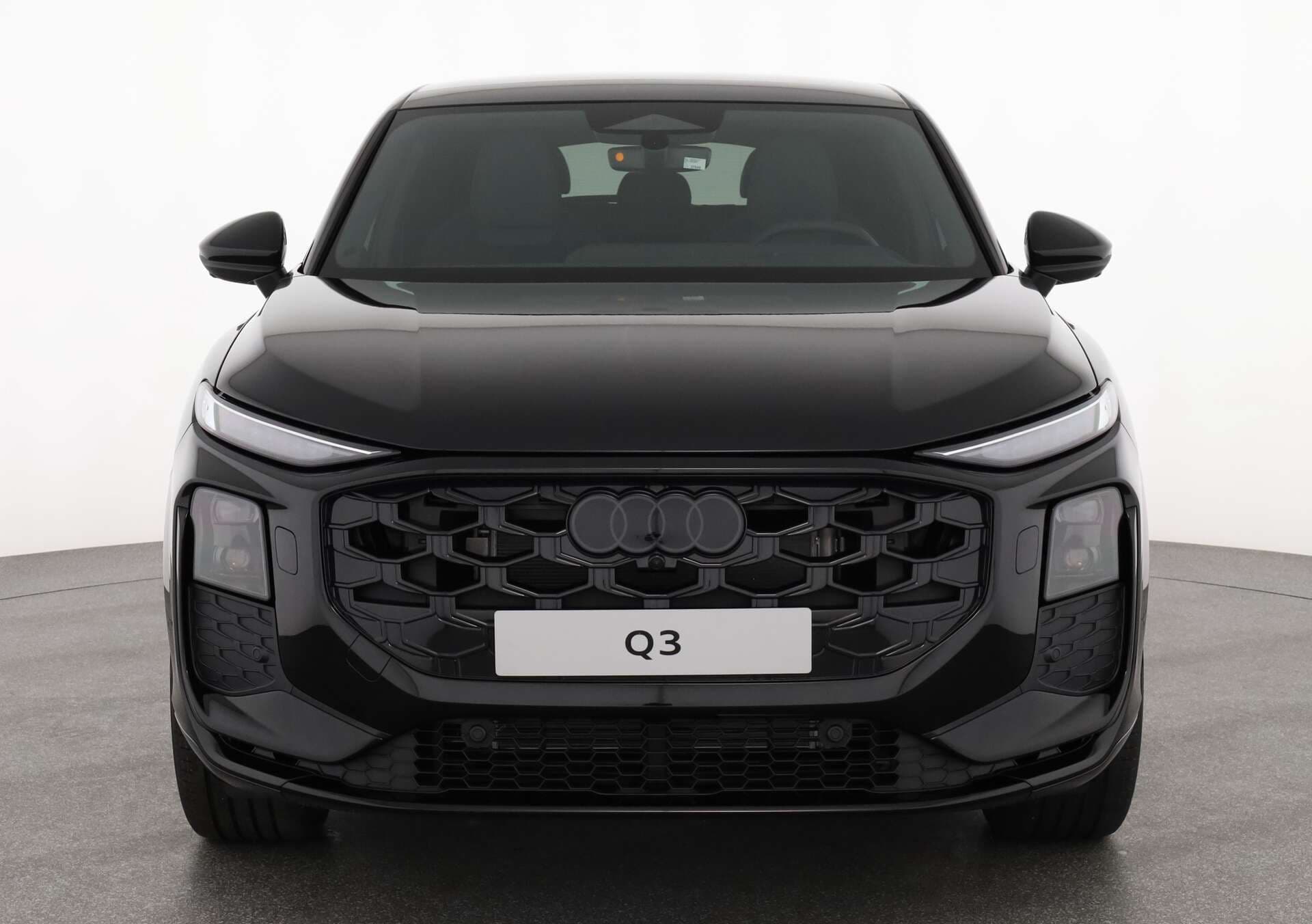 AUDI Q3 Sportback, photo 2 sur 17
