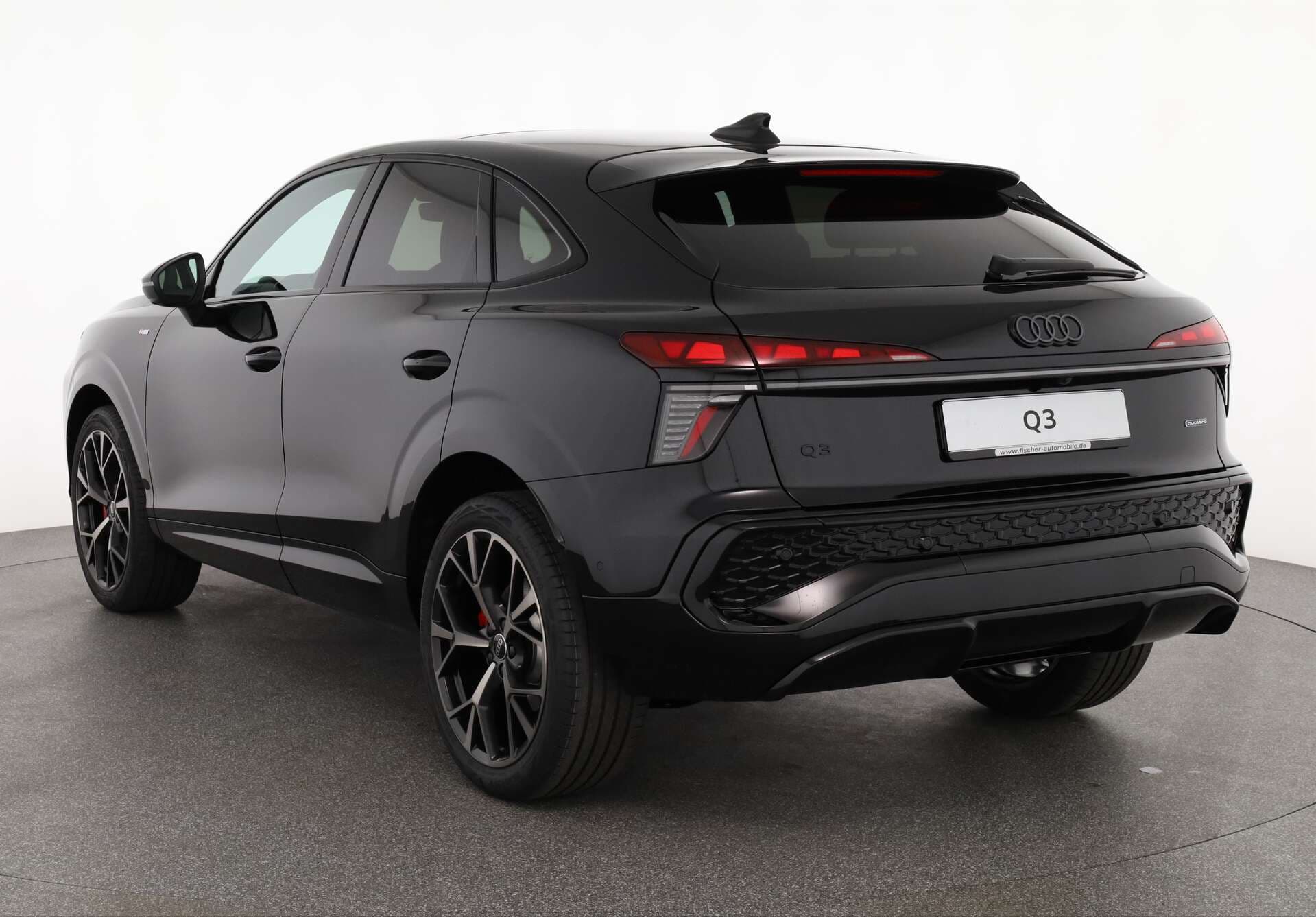 AUDI Q3 Sportback, photo 3 sur 17