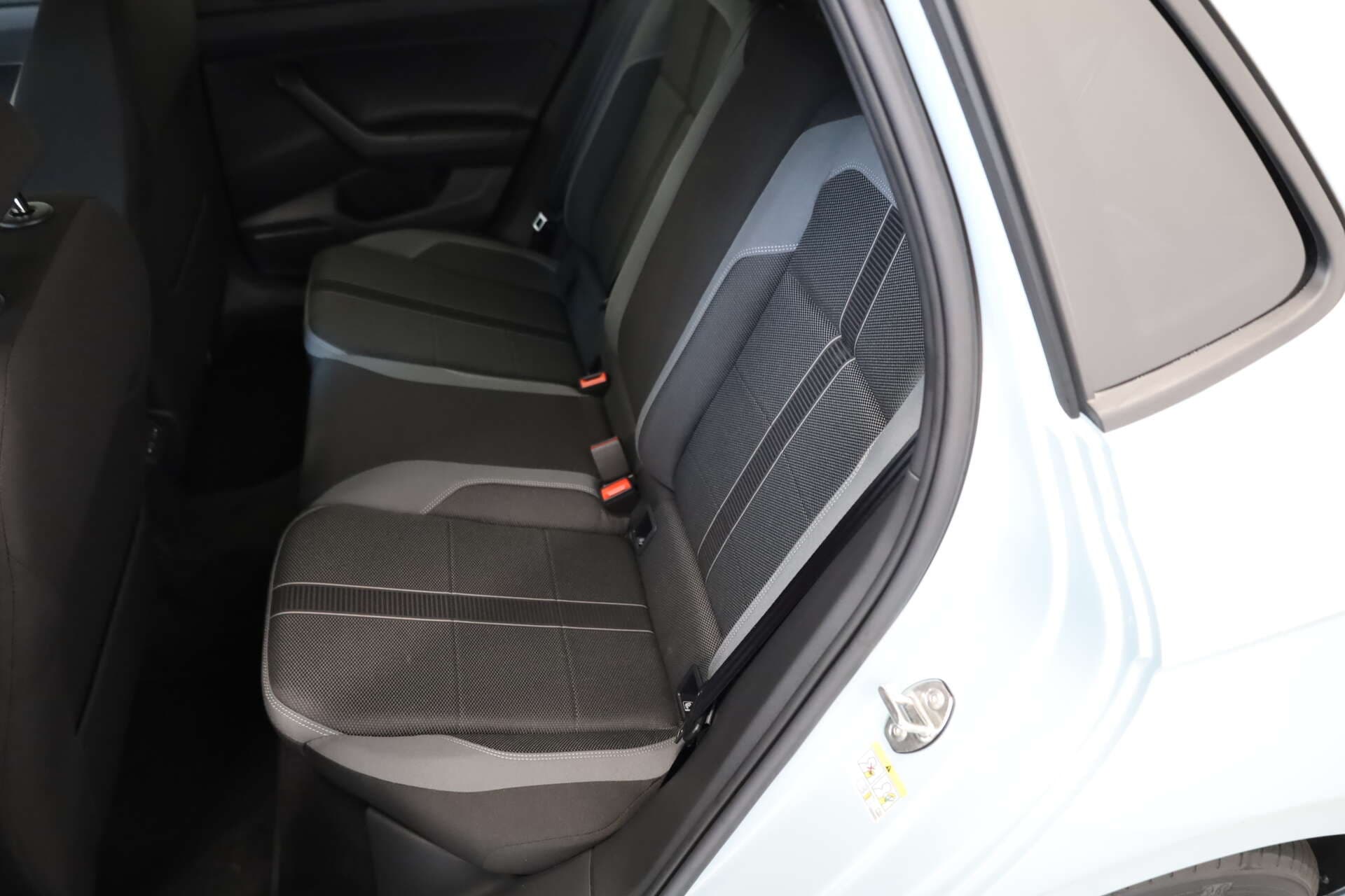 VOLKSWAGEN Polo, photo 13 sur 16