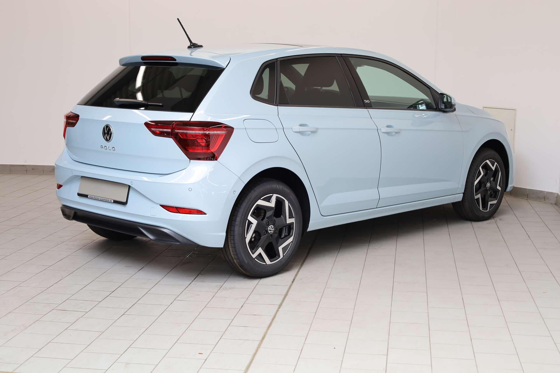 VOLKSWAGEN Polo, photo 2 sur 16