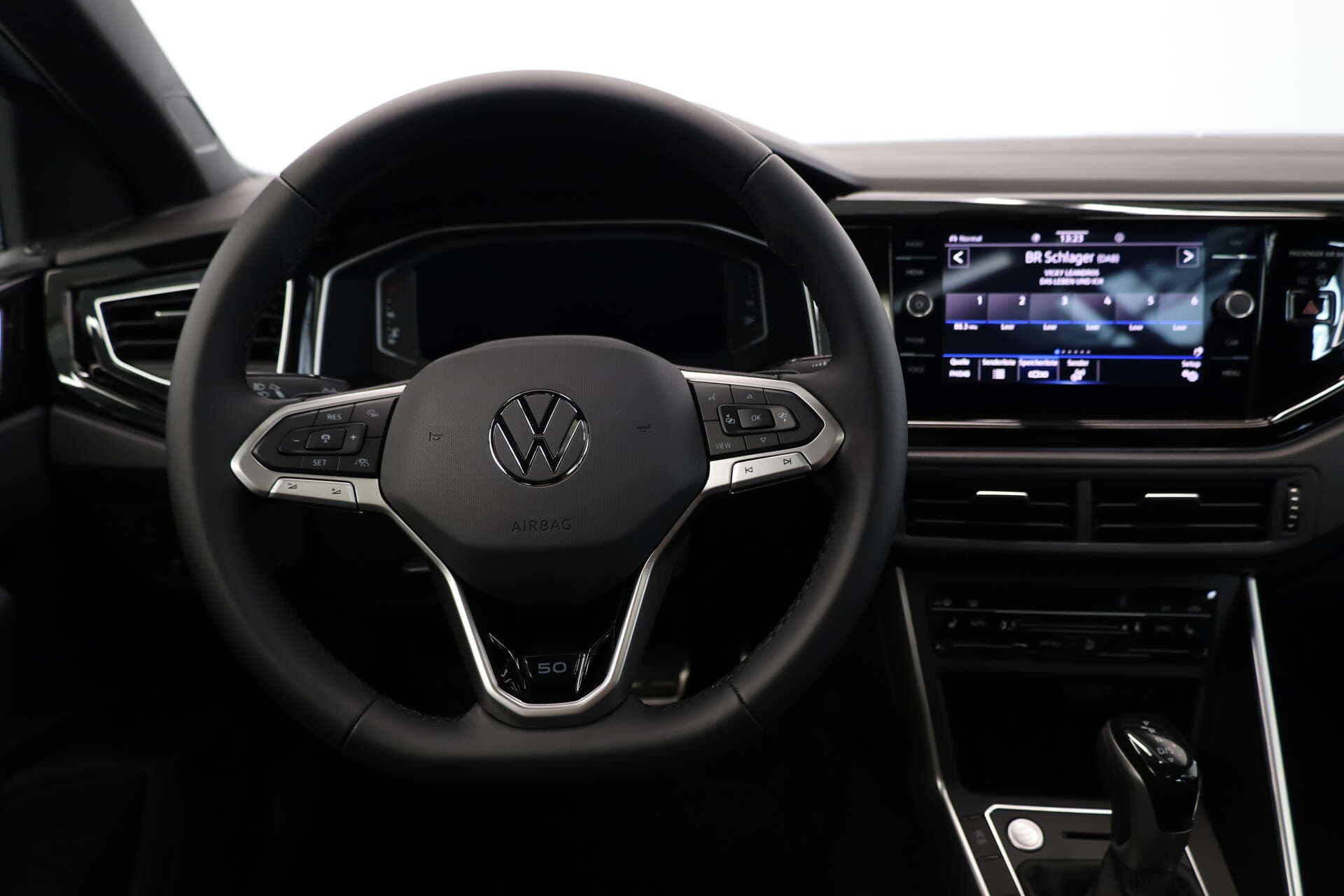 VOLKSWAGEN Polo, photo 6 sur 16