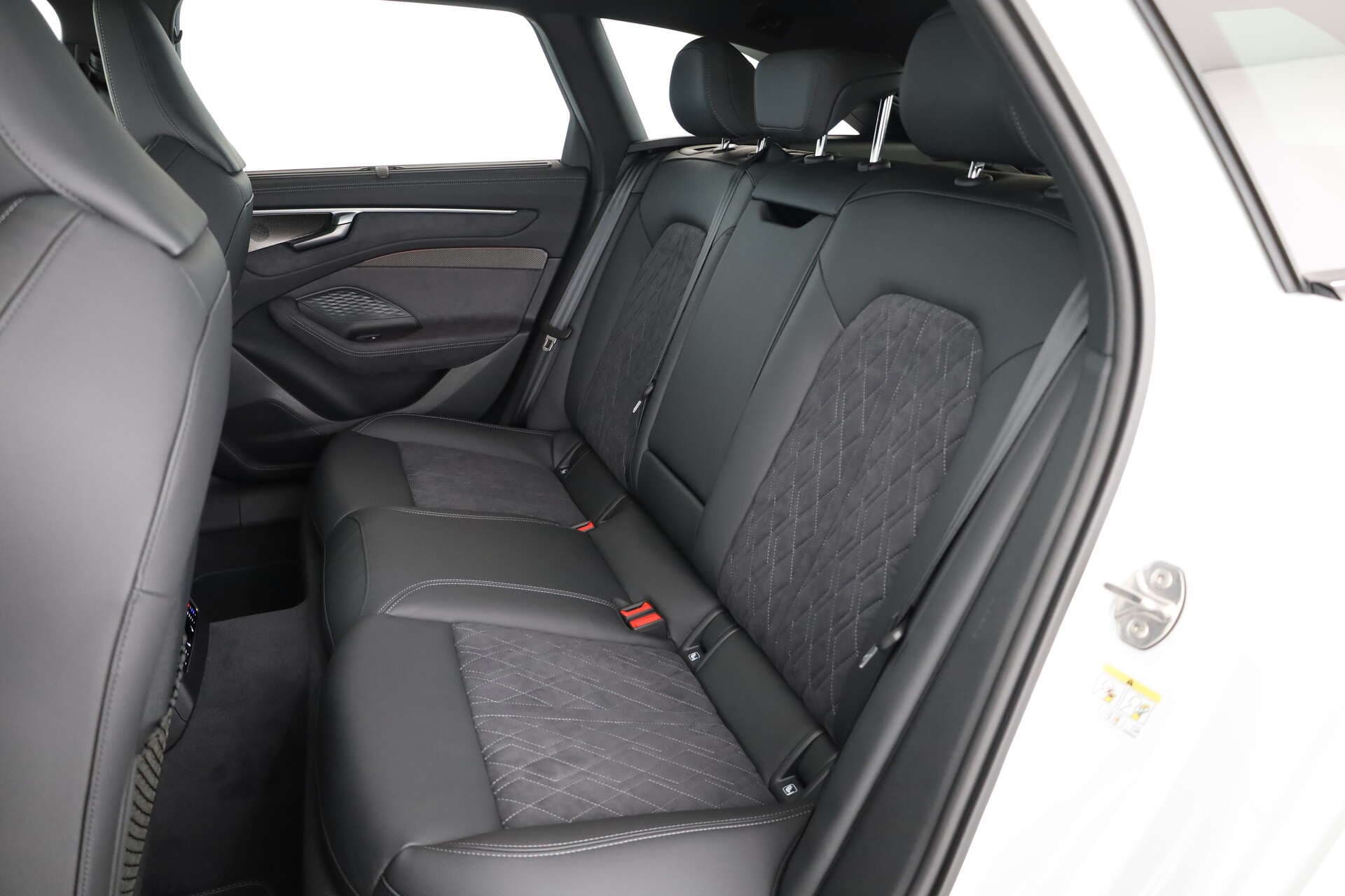AUDI A6 Avant, photo 10 sur 17