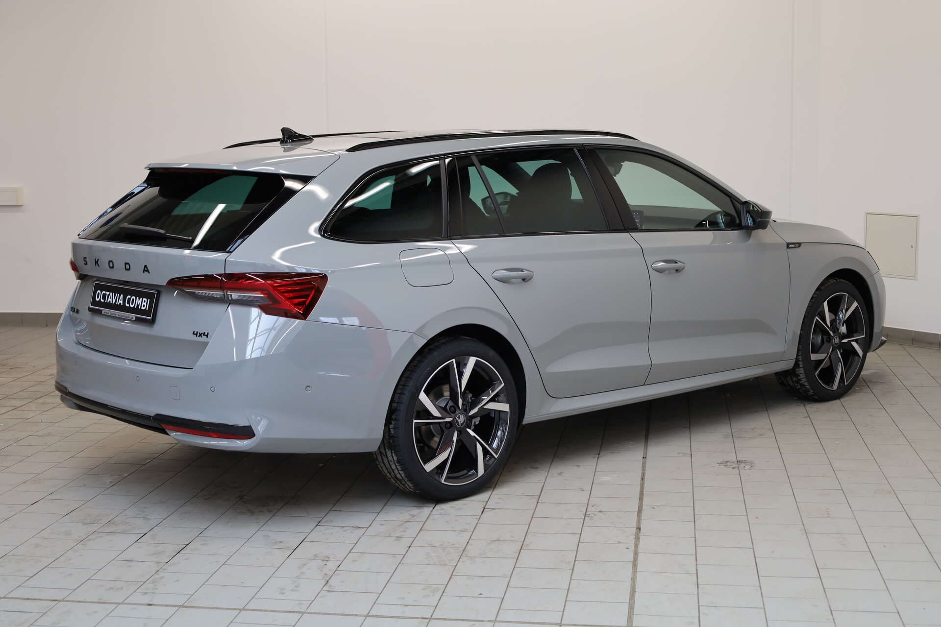 SKODA Octavia Combi, photo 3 sur 17