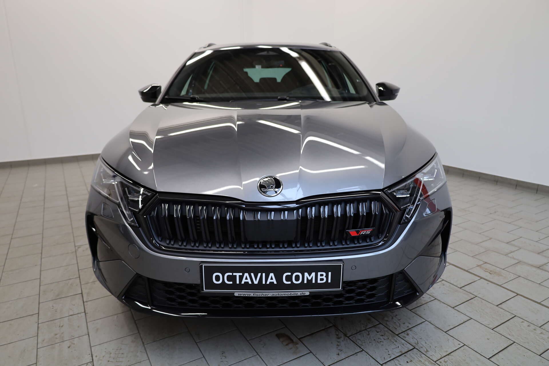 SKODA Octavia Combi, photo 2 sur 17
