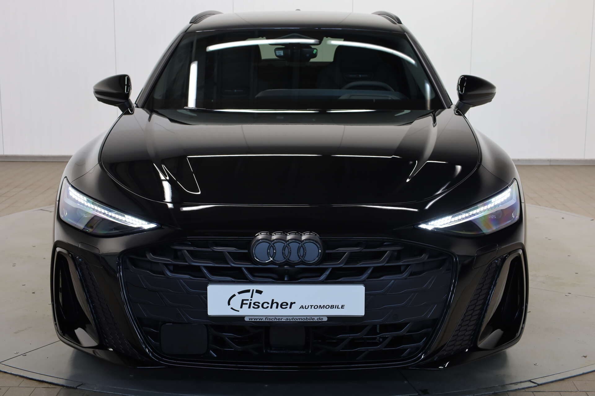 AUDI A6 Avant, photo 2 sur 17