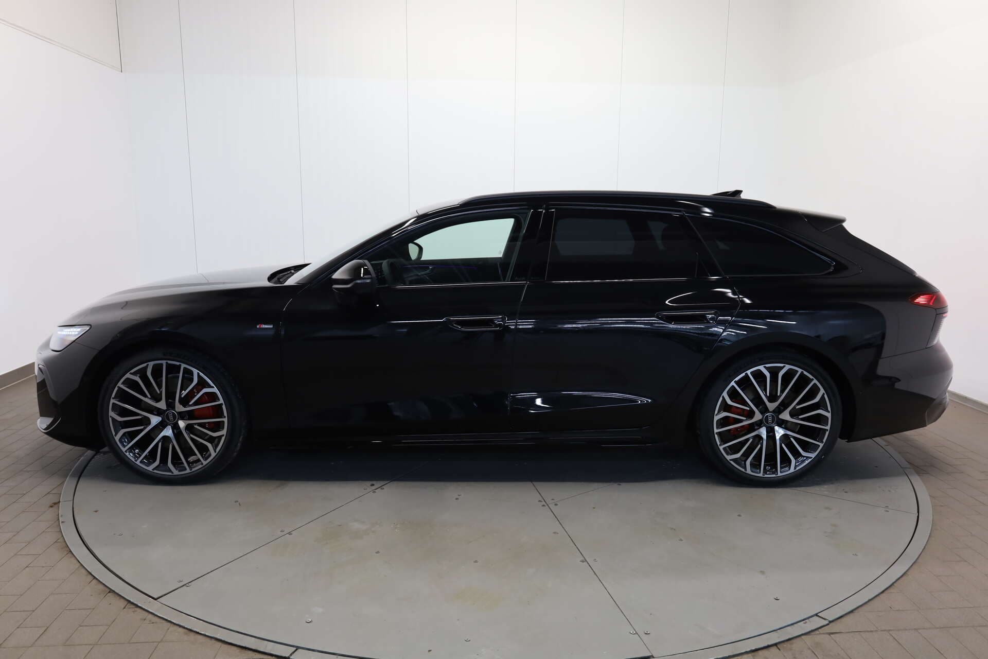 AUDI A6 Avant, photo 4 sur 17