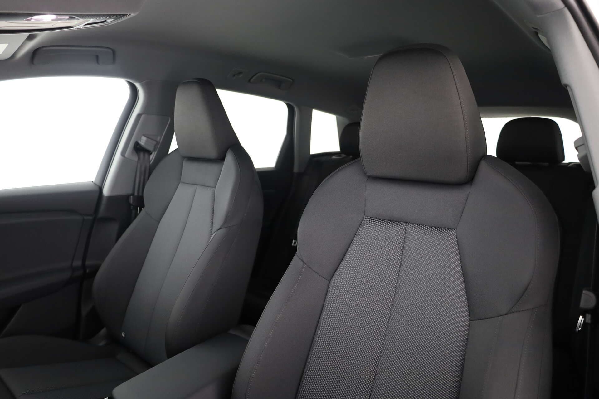 AUDI Q6 SUV, photo 9 sur 17