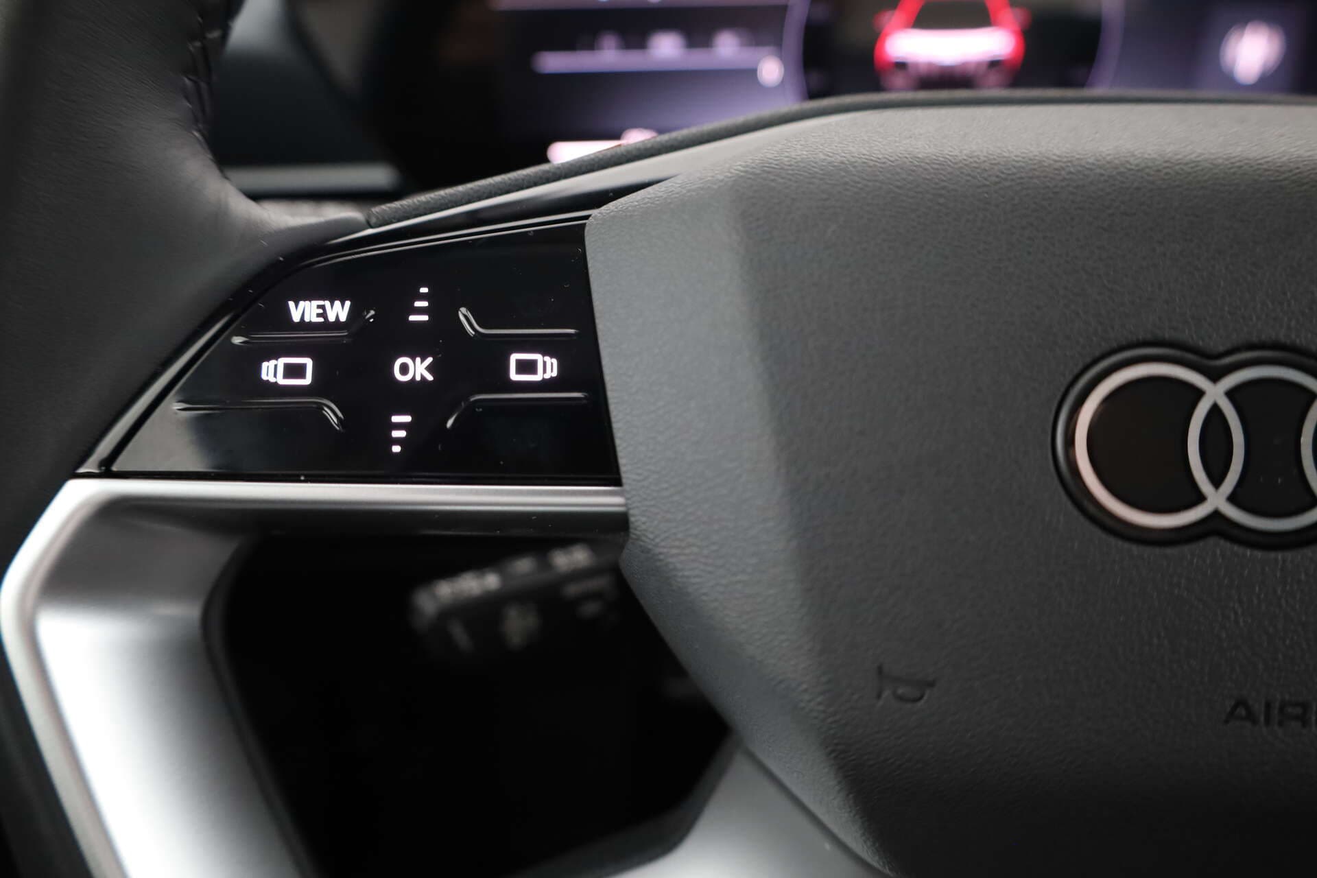 AUDI Q6 SUV, photo 13 sur 17