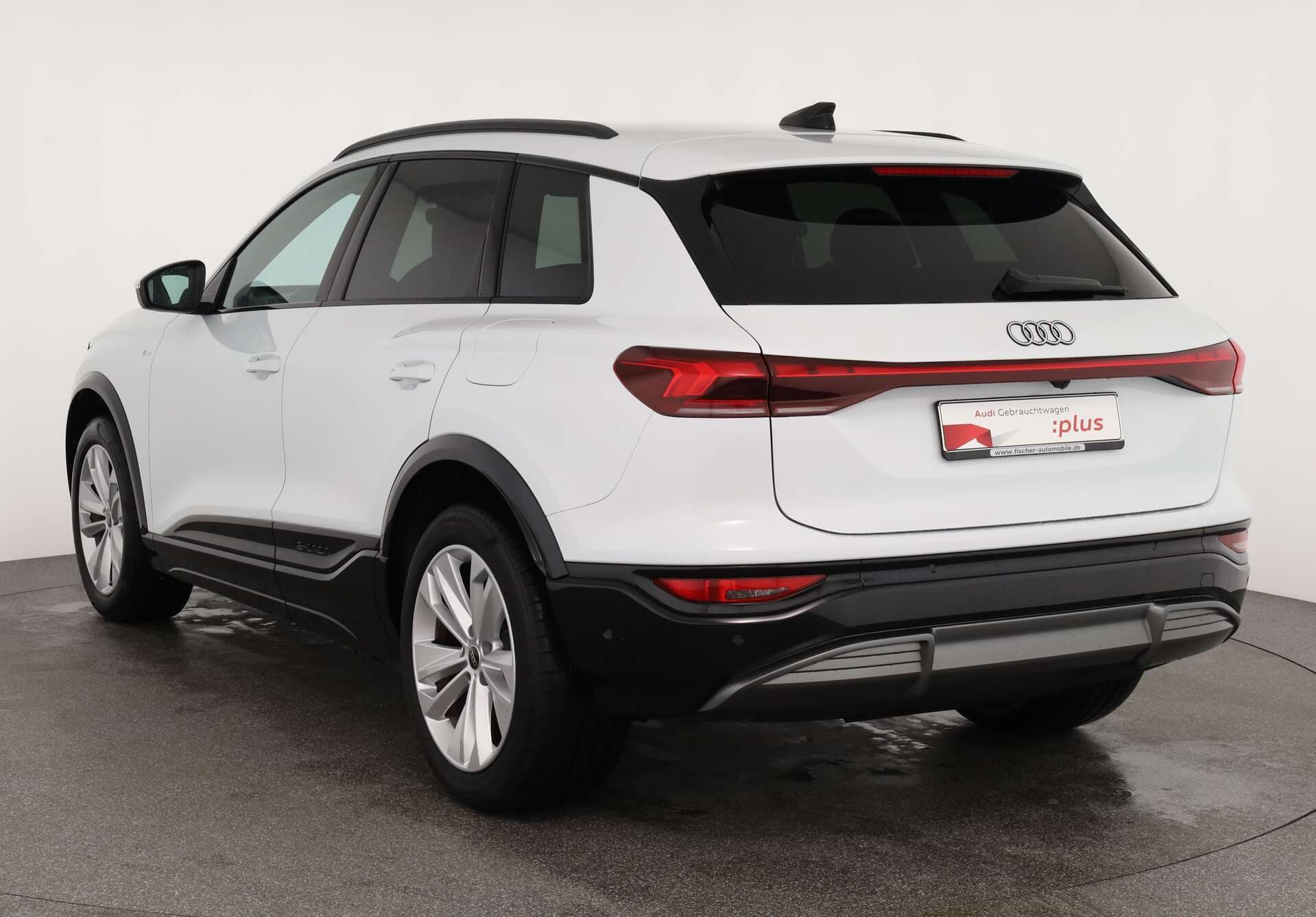 AUDI Q6 SUV, photo 3 sur 17