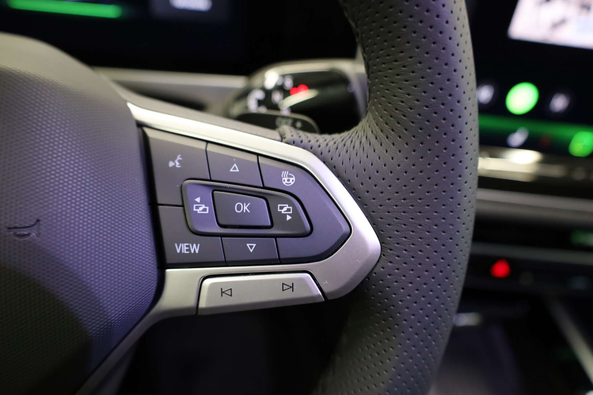 VOLKSWAGEN Passat, photo 9 sur 17